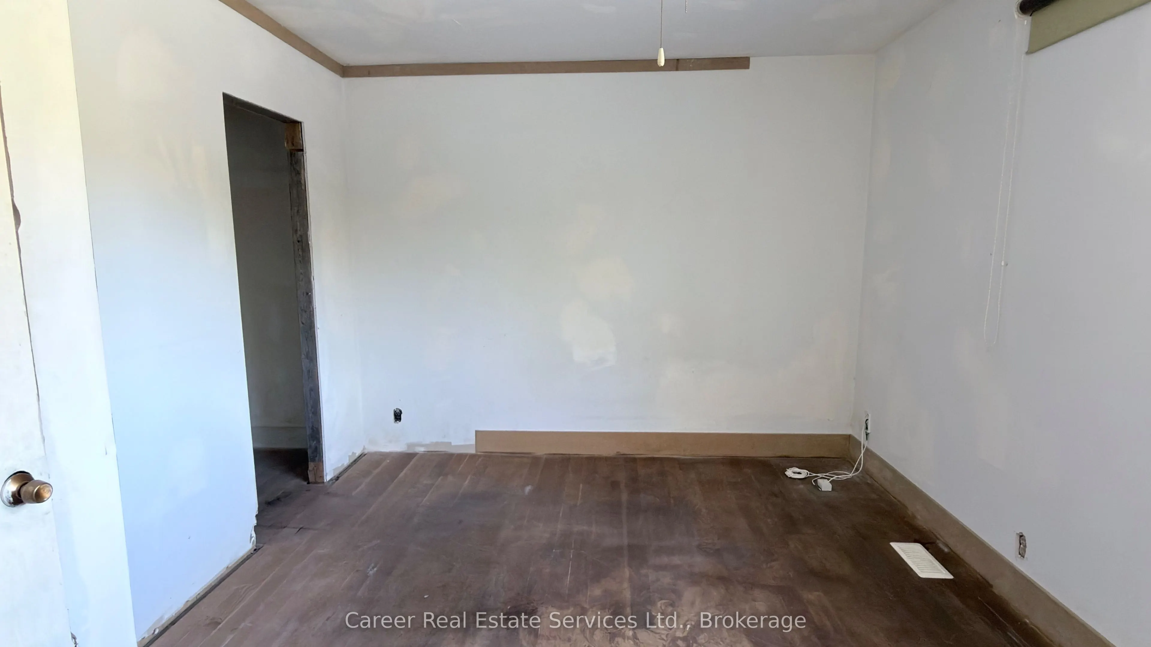 2138 Highway No 2 Road