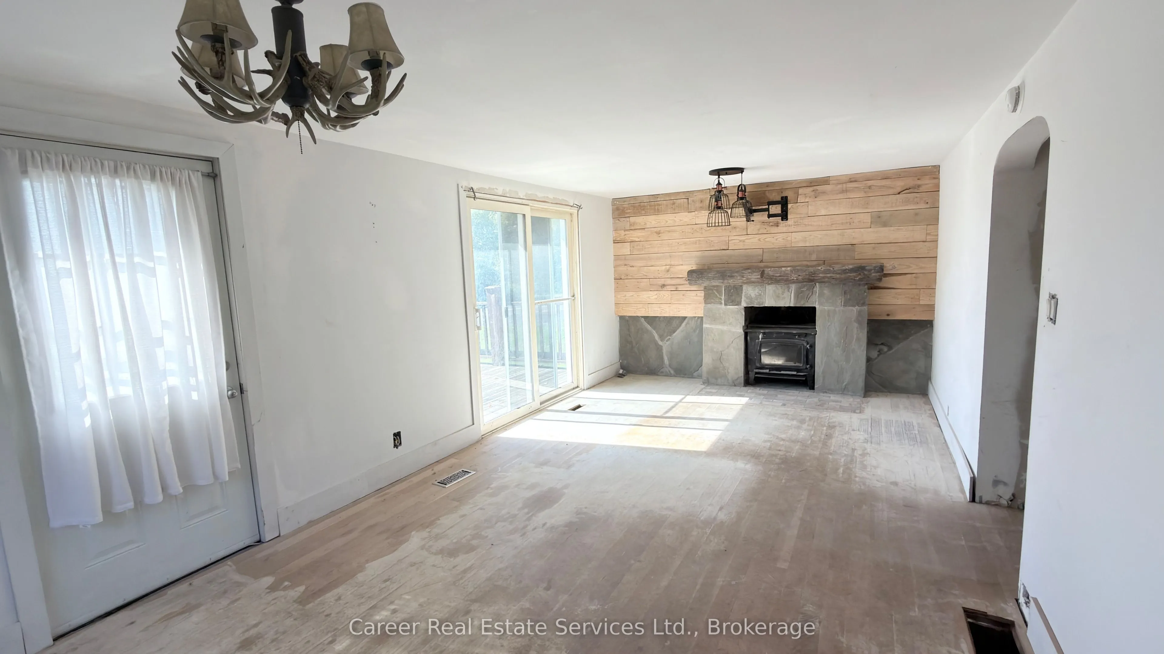 2138 Highway No 2 Road