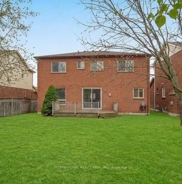 2095 Lynn Heights Drive