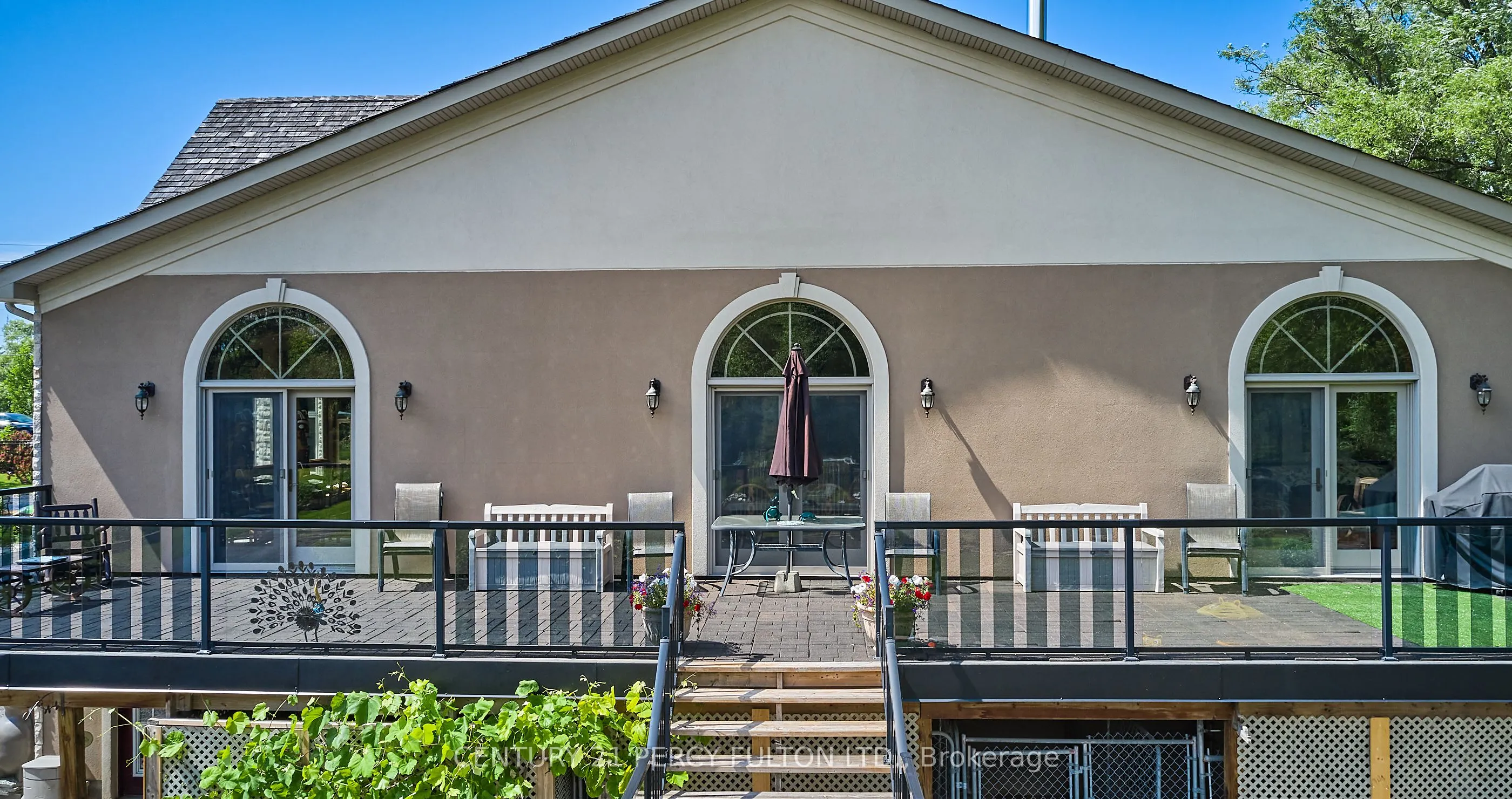 2733 Taunton Road