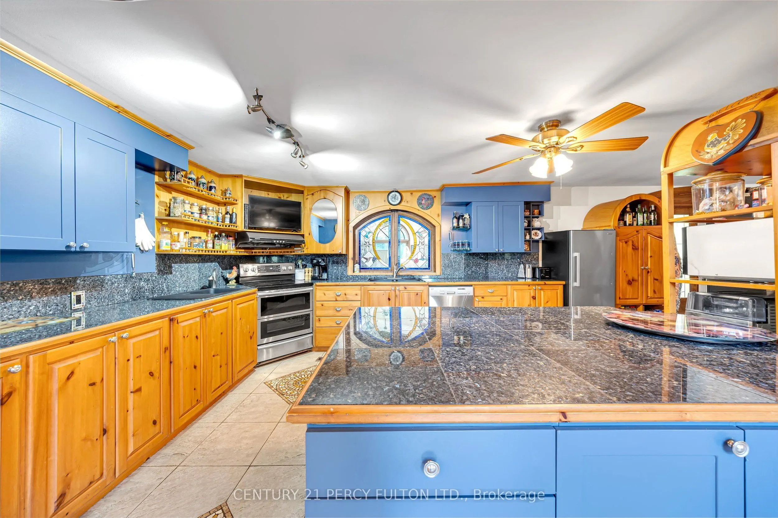 2733 Taunton Road