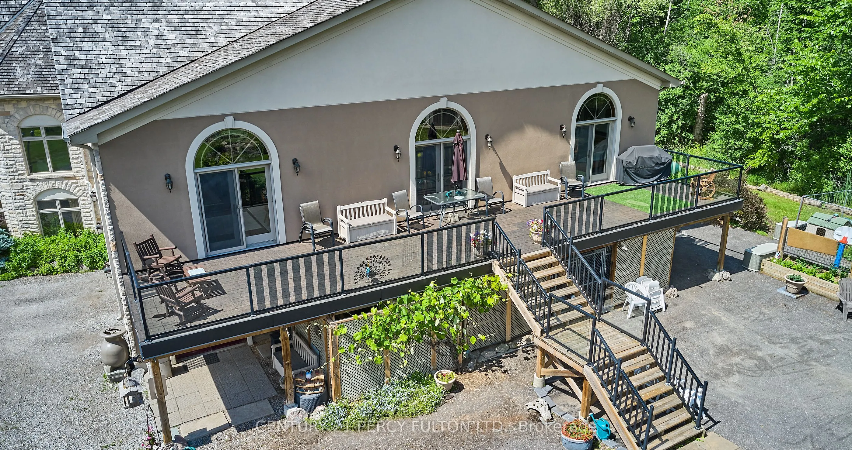 2733 Taunton Road