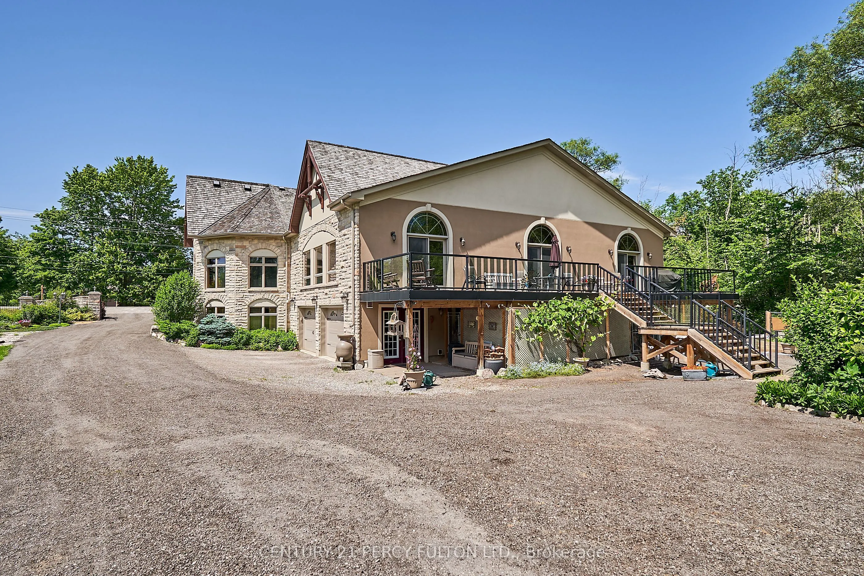 2733 Taunton Road