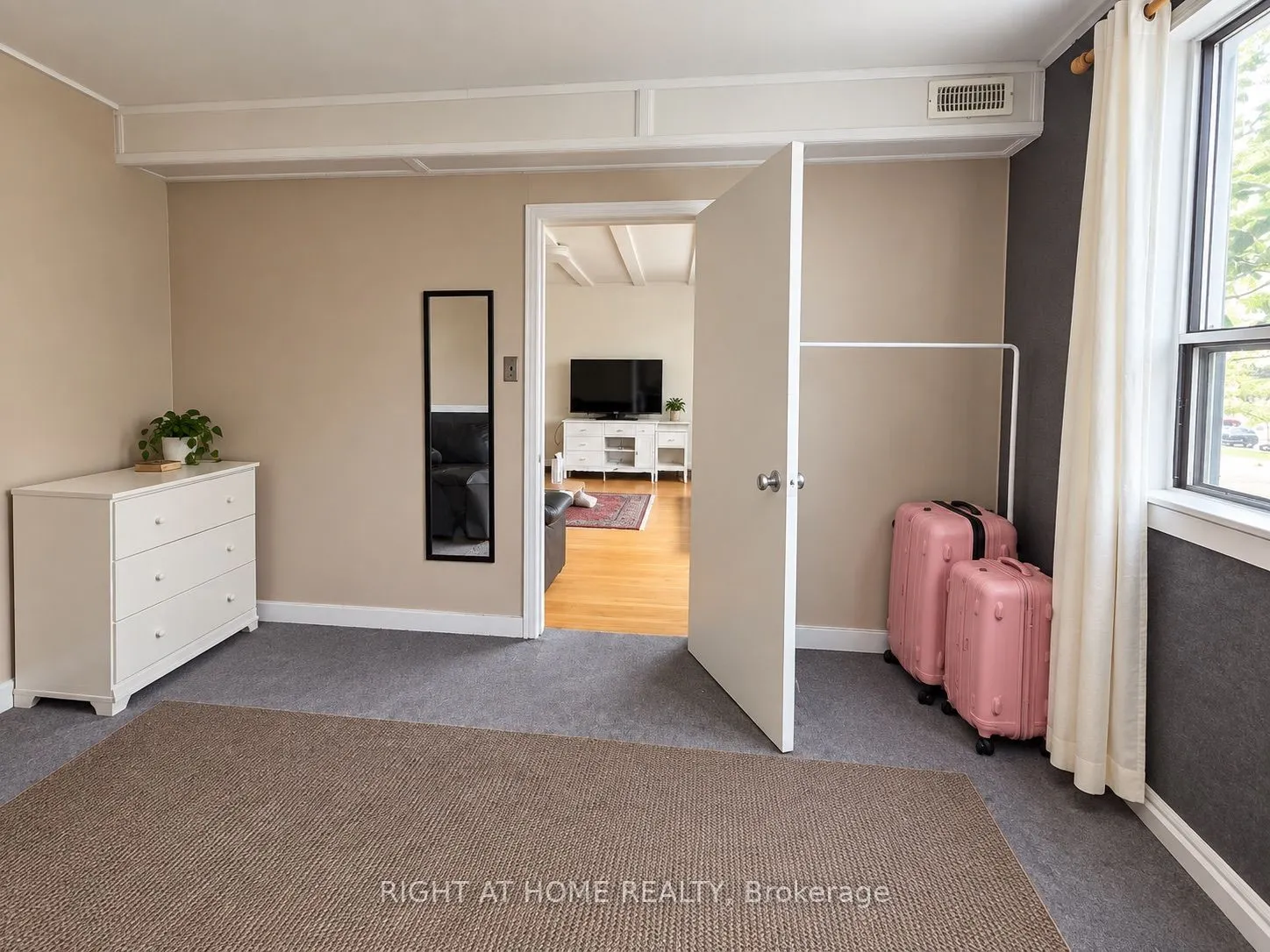 2849 Kingston Road #2A