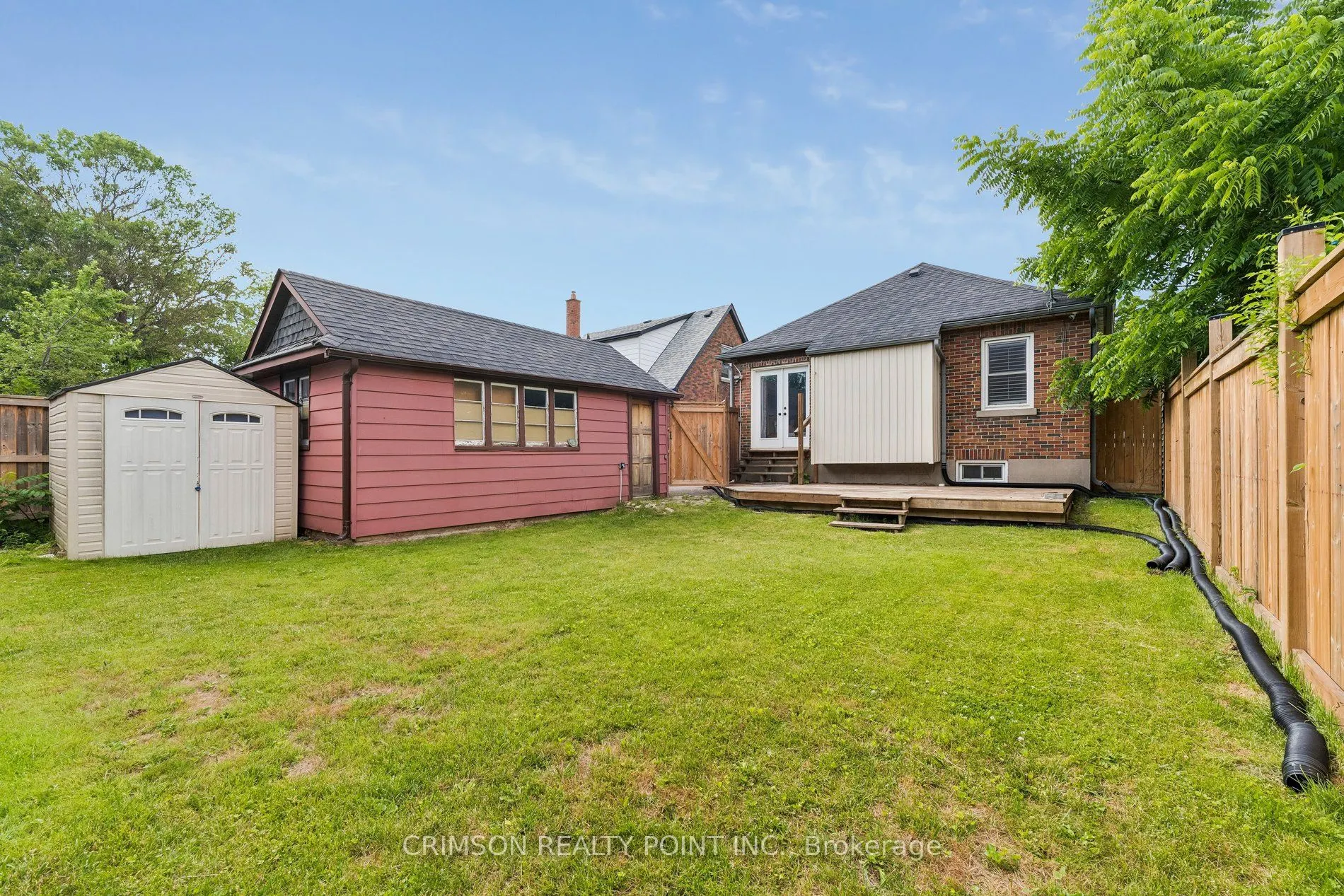 503 Athol Street E
