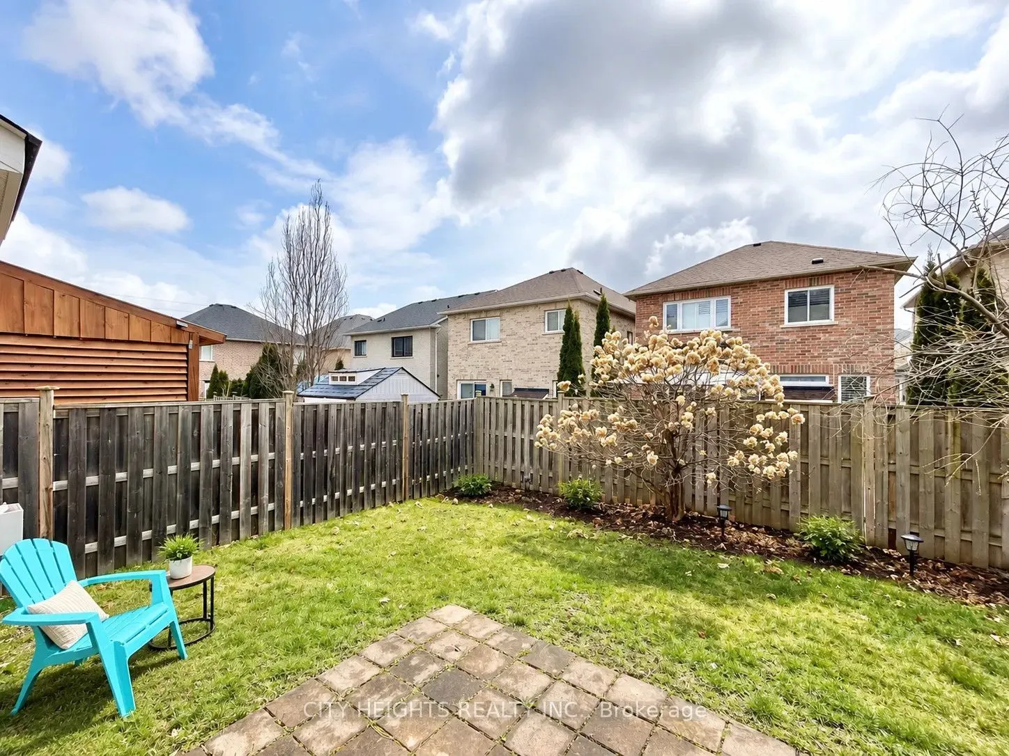 19 Sivyer Crescent