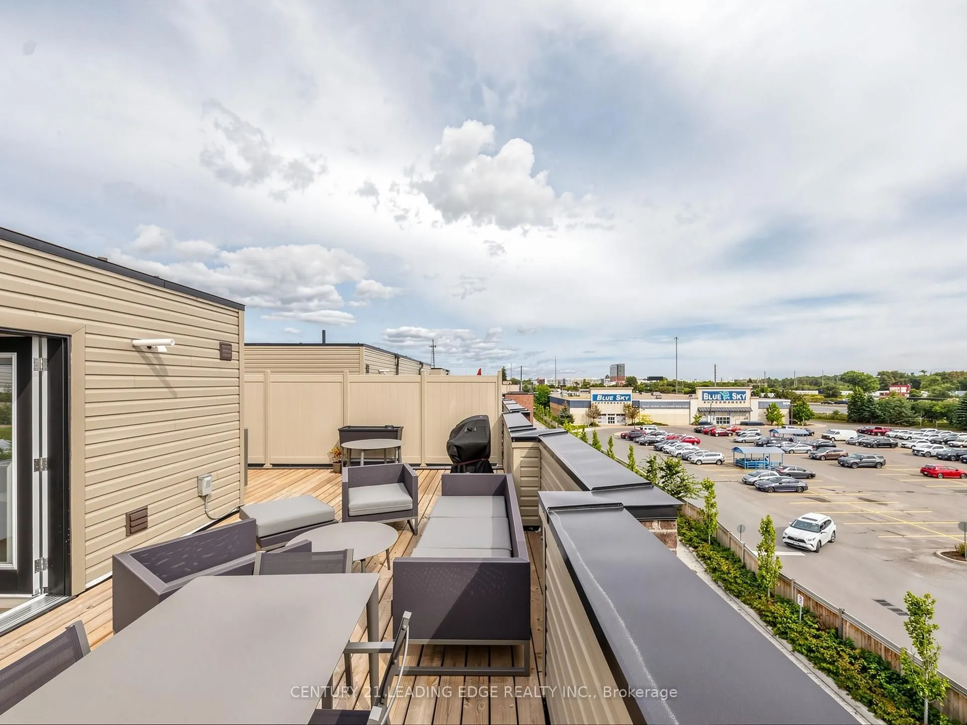 1865 Pickering Parkway #808
