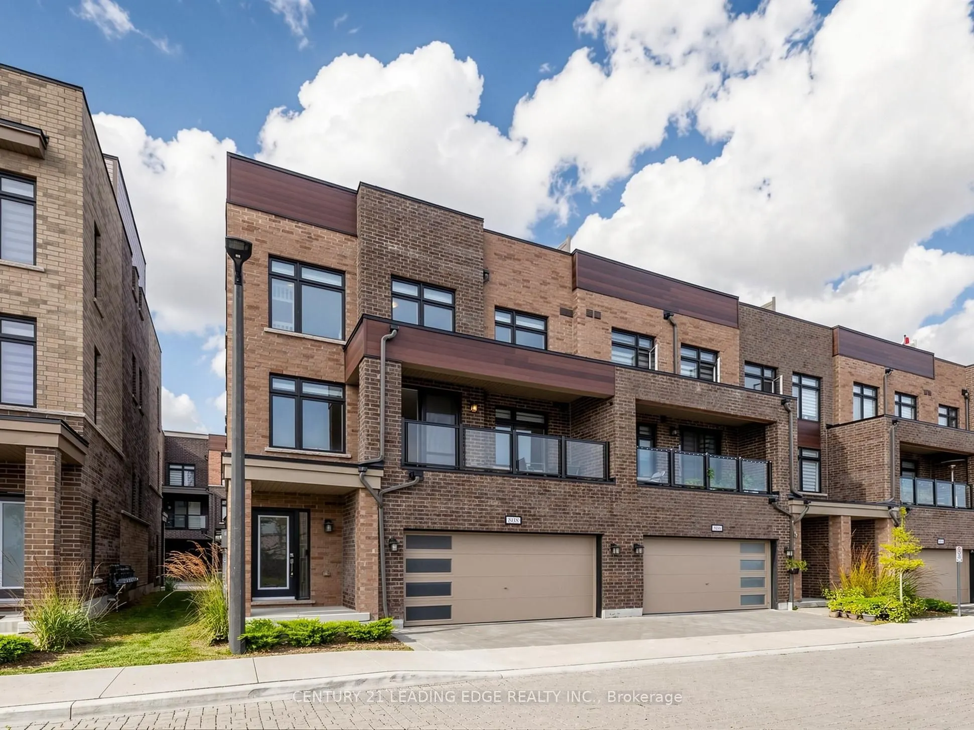 1865 Pickering Parkway #808