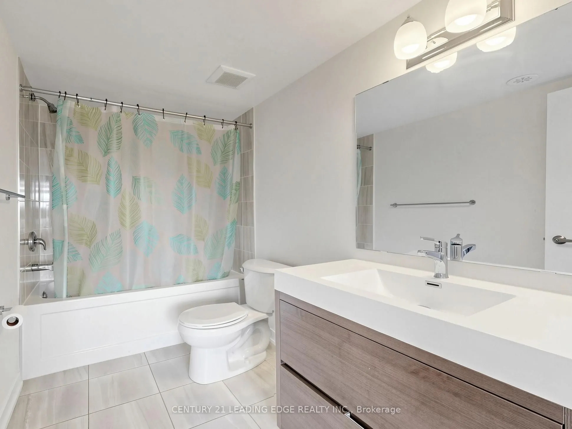 1865 Pickering Parkway #808