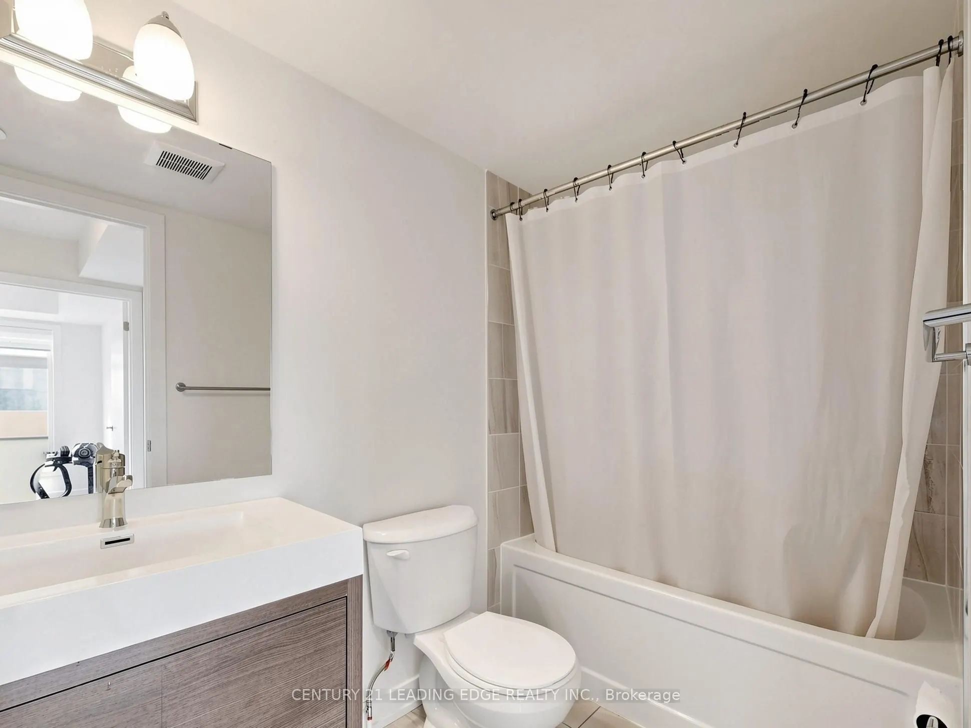 1865 Pickering Parkway #808