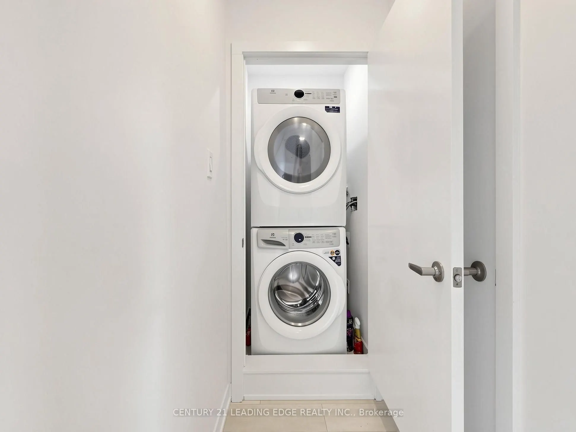 1865 Pickering Parkway #808