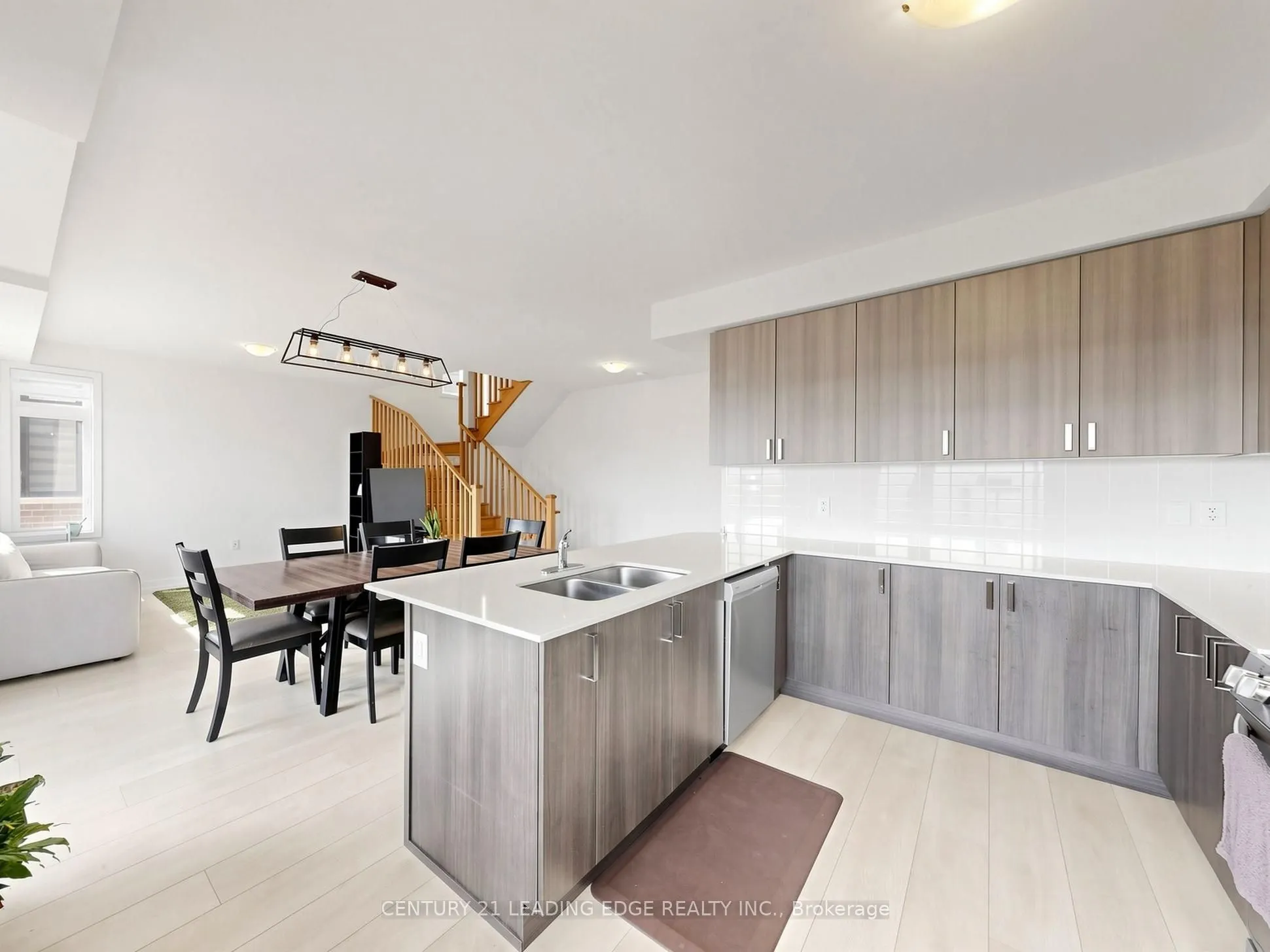 1865 Pickering Parkway #808