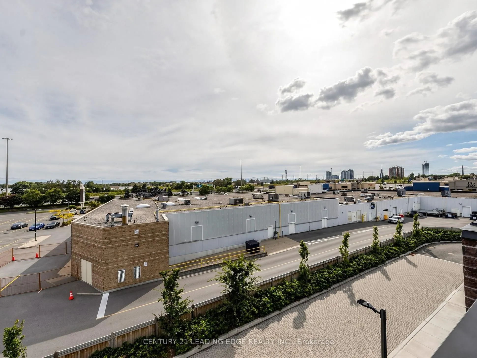 1865 Pickering Parkway #808