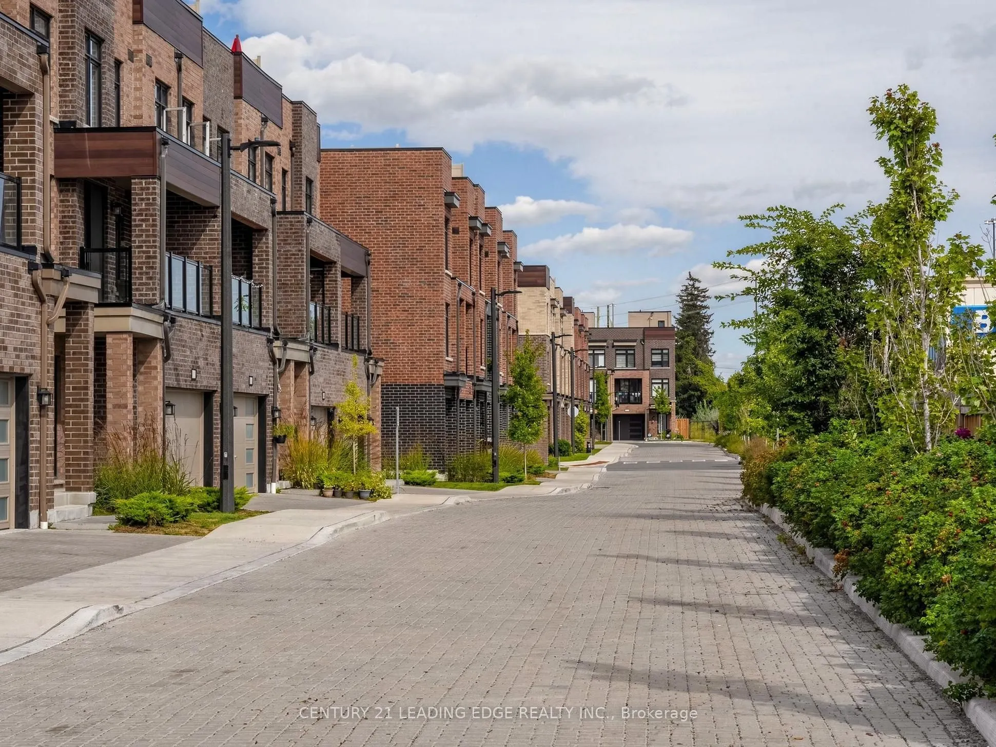 1865 Pickering Parkway #808