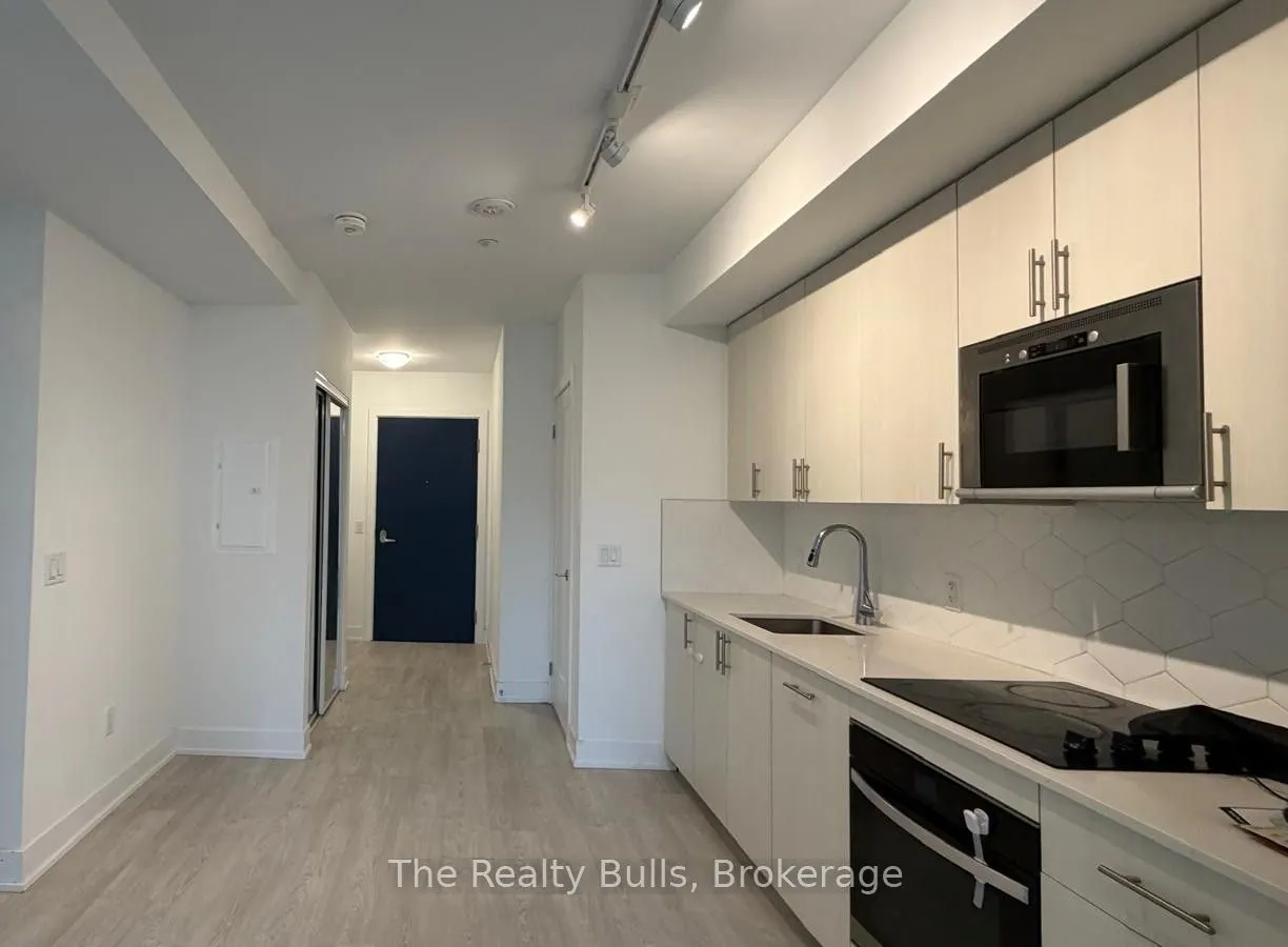 2545 Simcoe Street #235