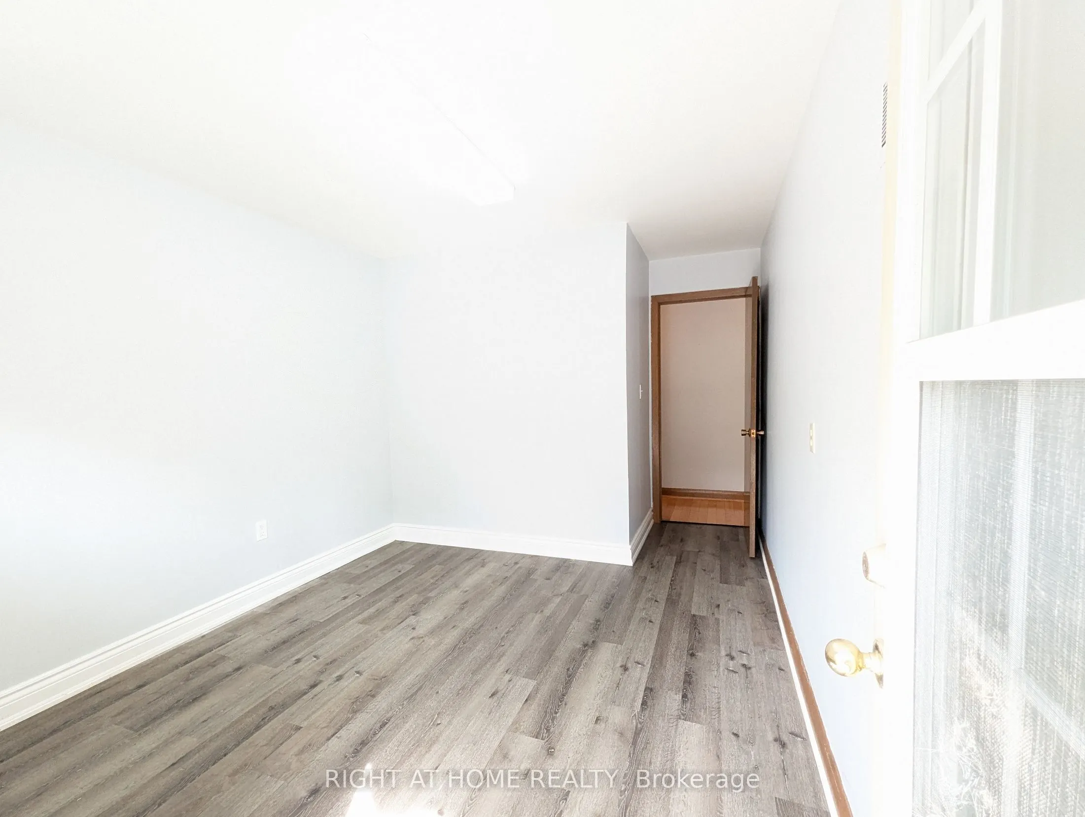 716 Tulip Court #Main Floor