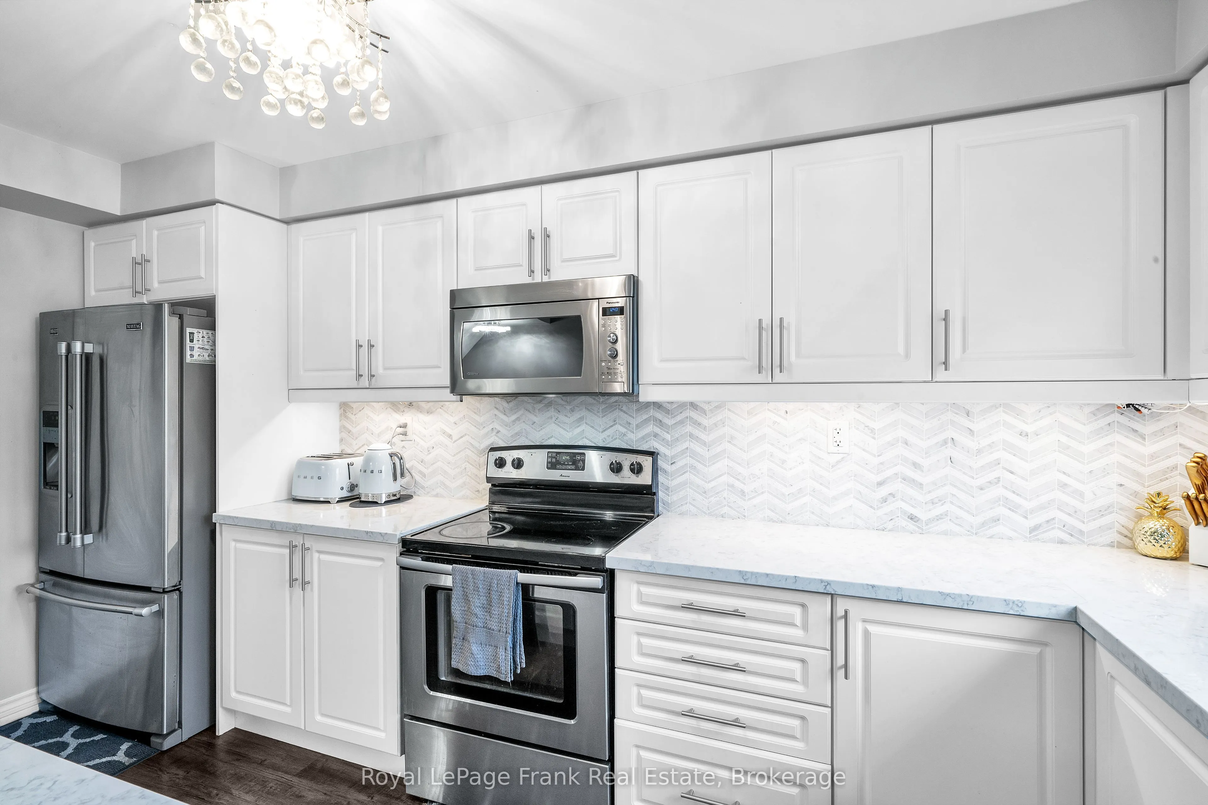 5 Markham Trail