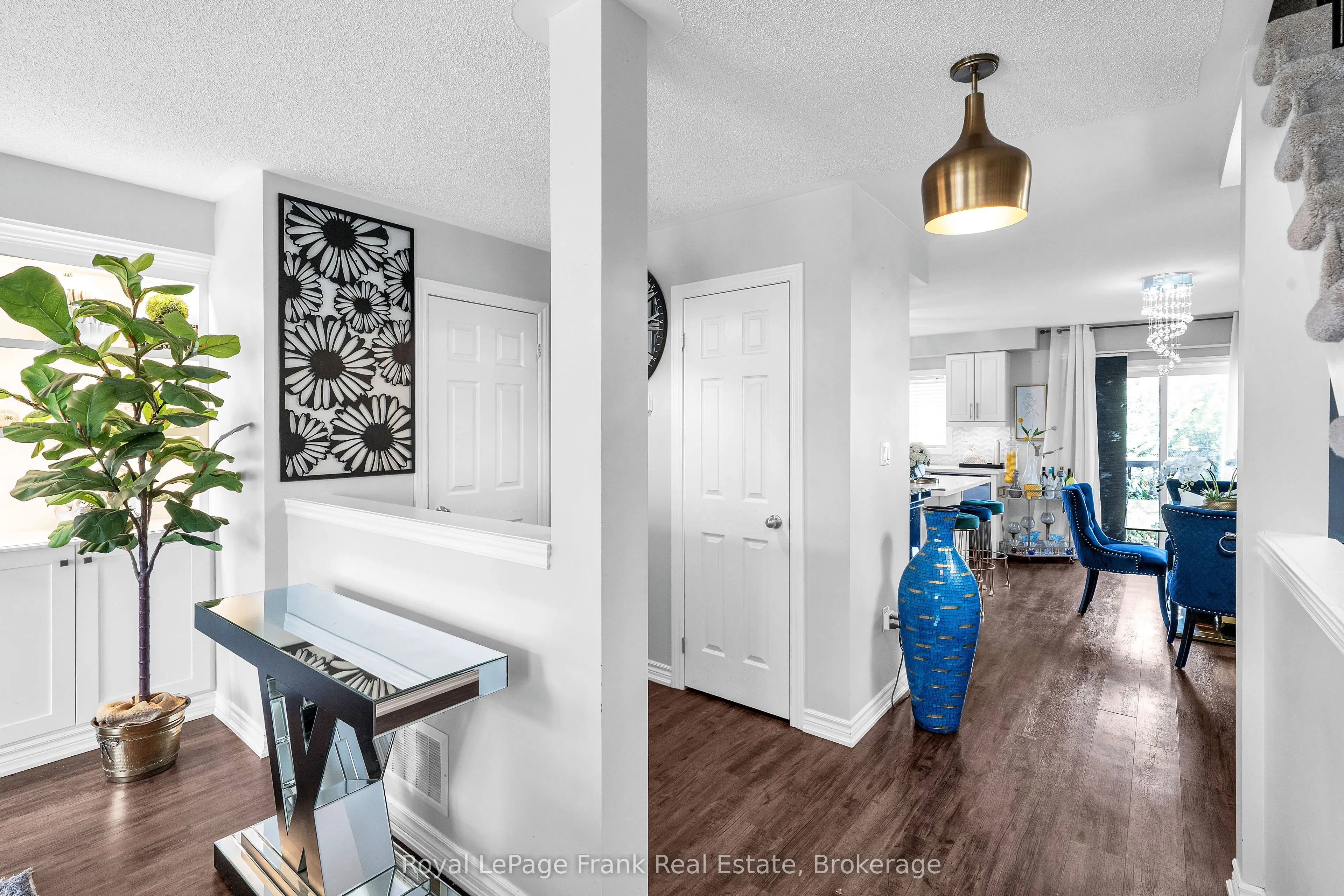 5 Markham Trail