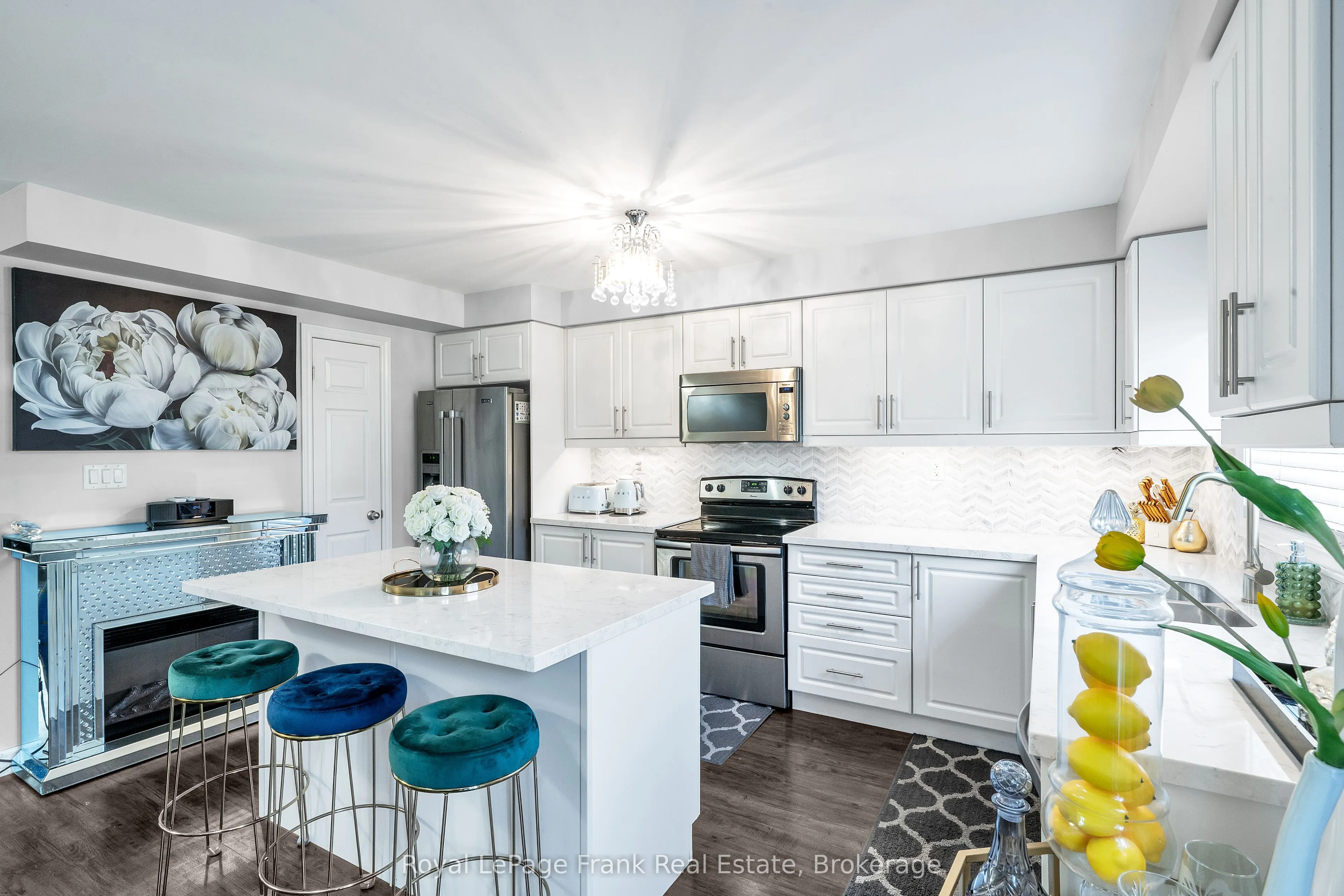 5 Markham Trail