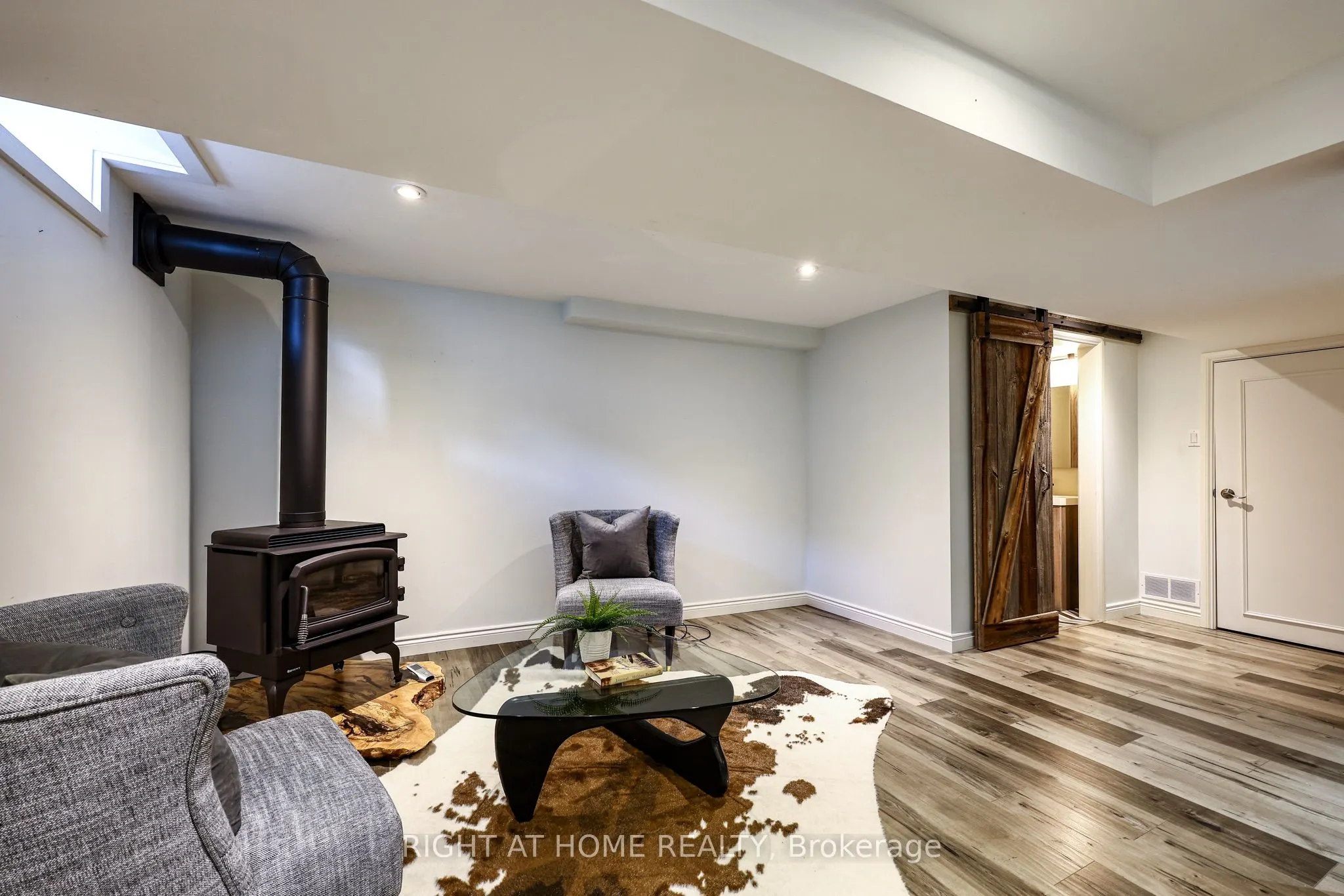 65 Anstead Crescent