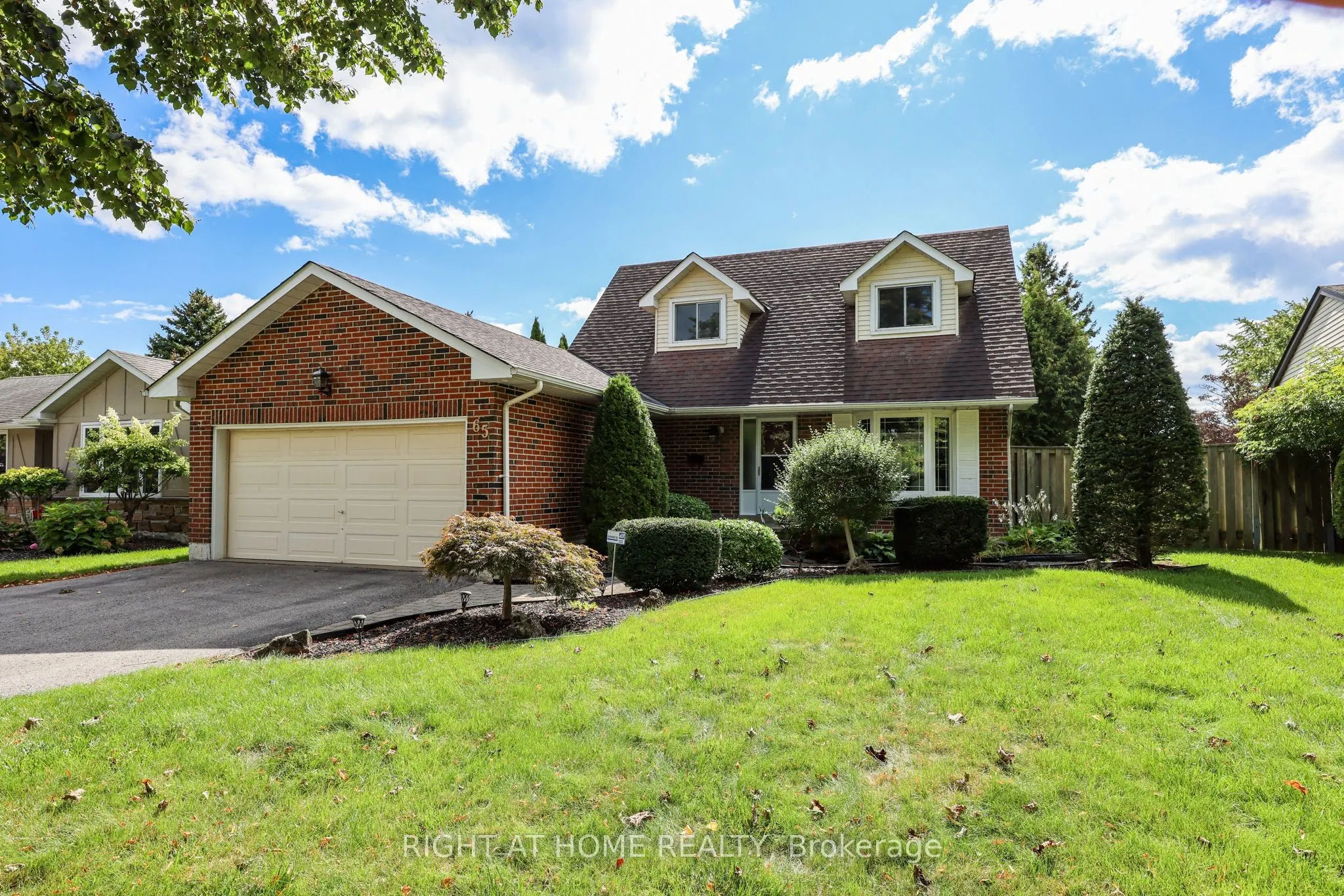 65 Anstead Crescent