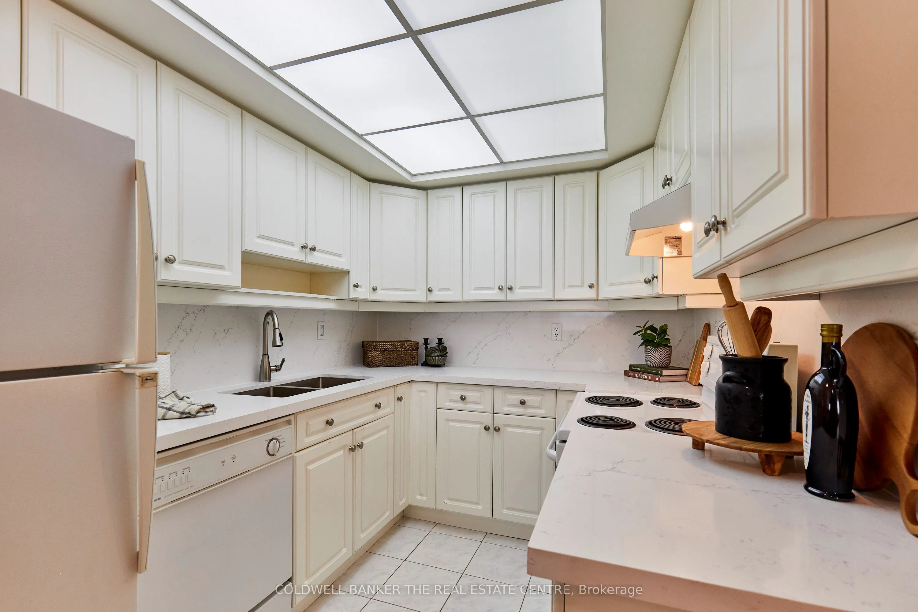 121 Ling Road #202