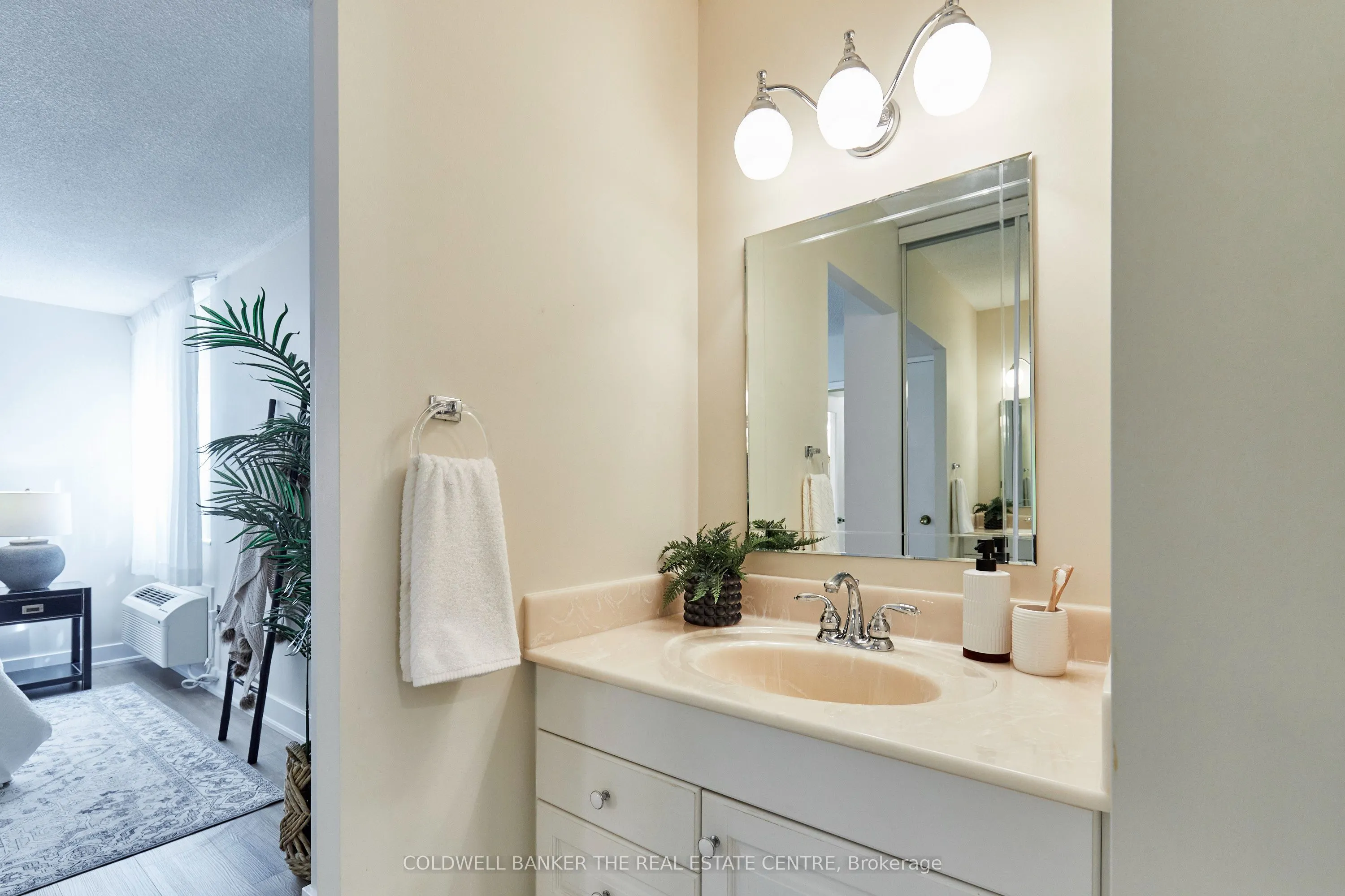 121 Ling Road #202