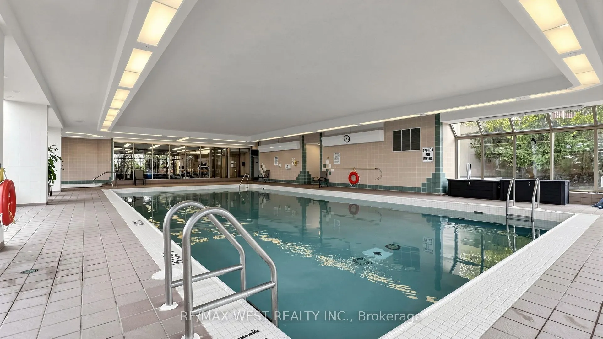 20 Guildwood Parkway #706