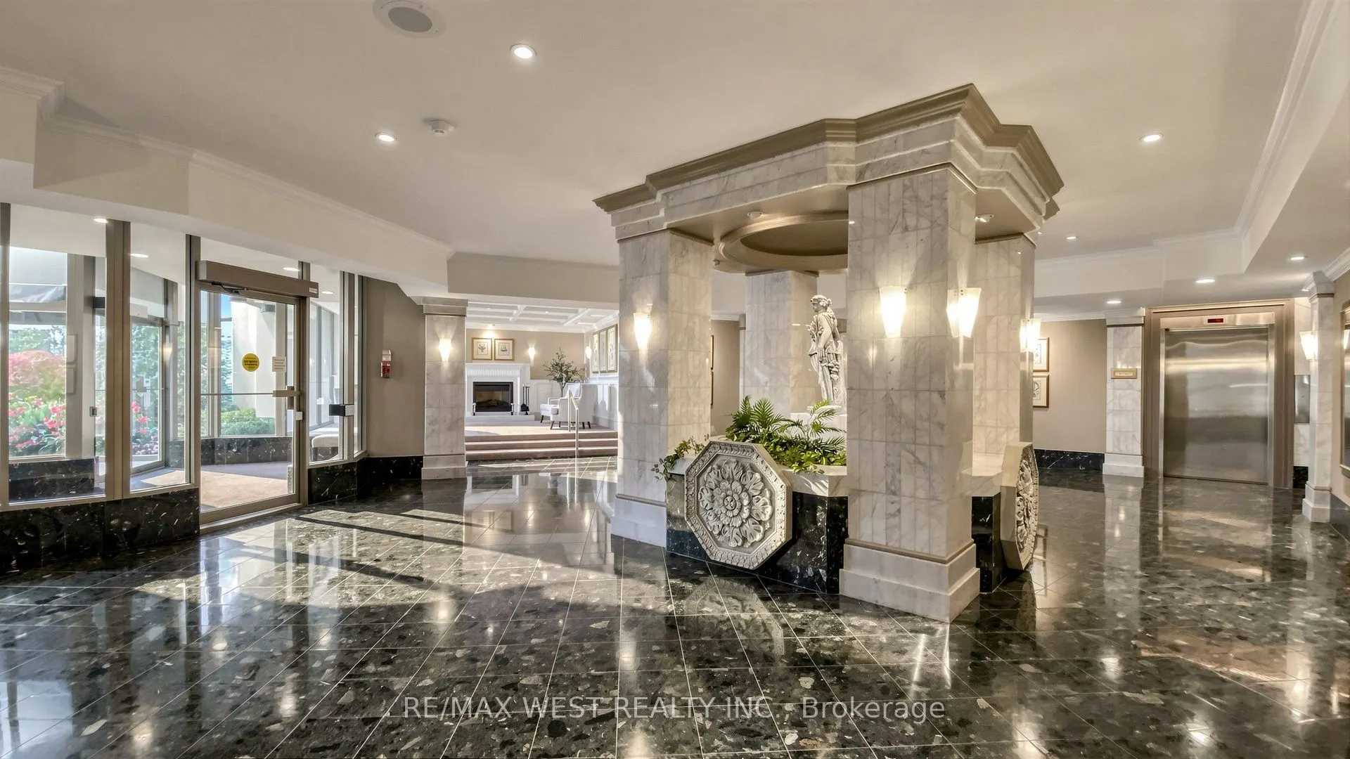 20 Guildwood Parkway #706