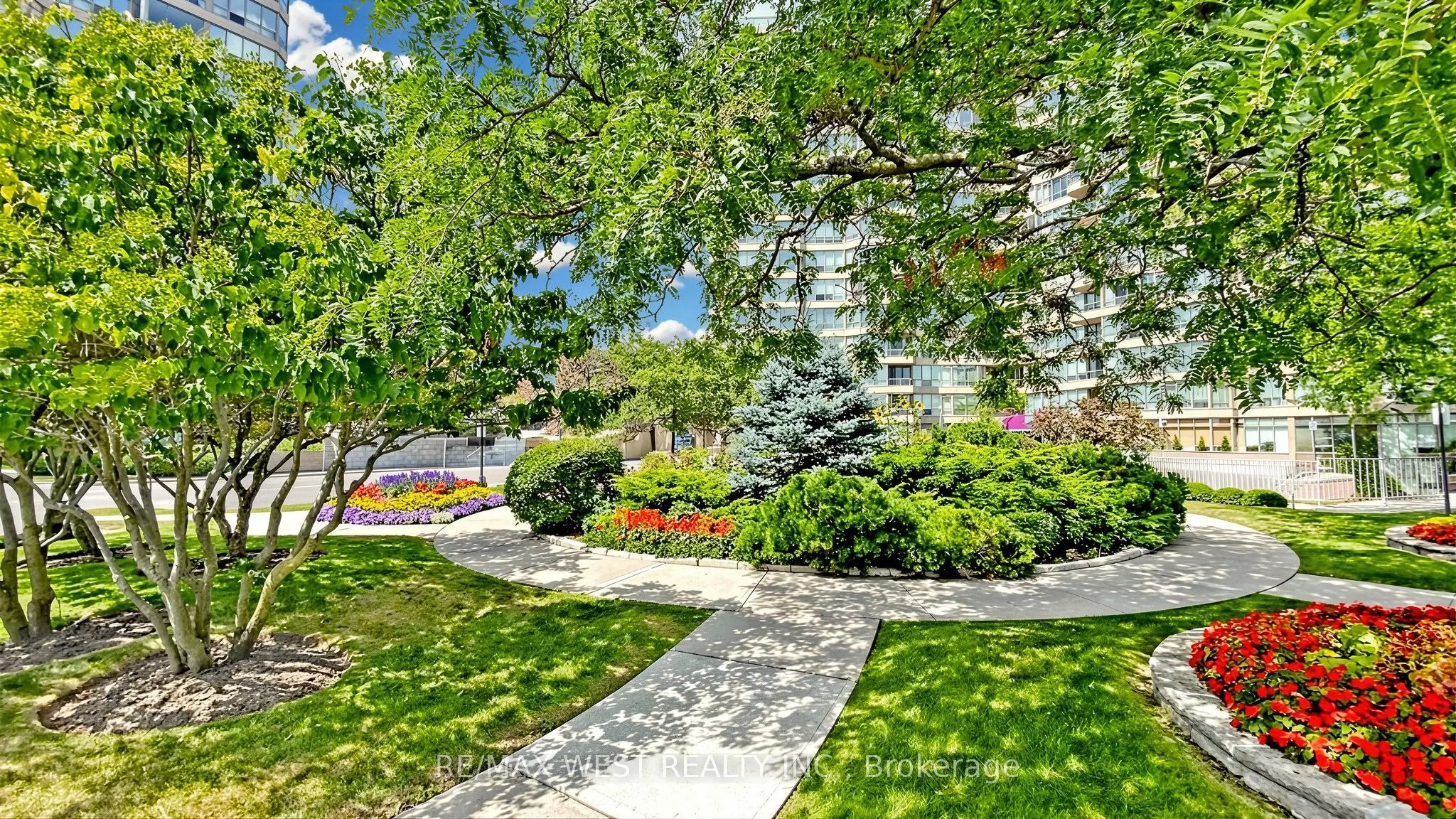 20 Guildwood Parkway #706