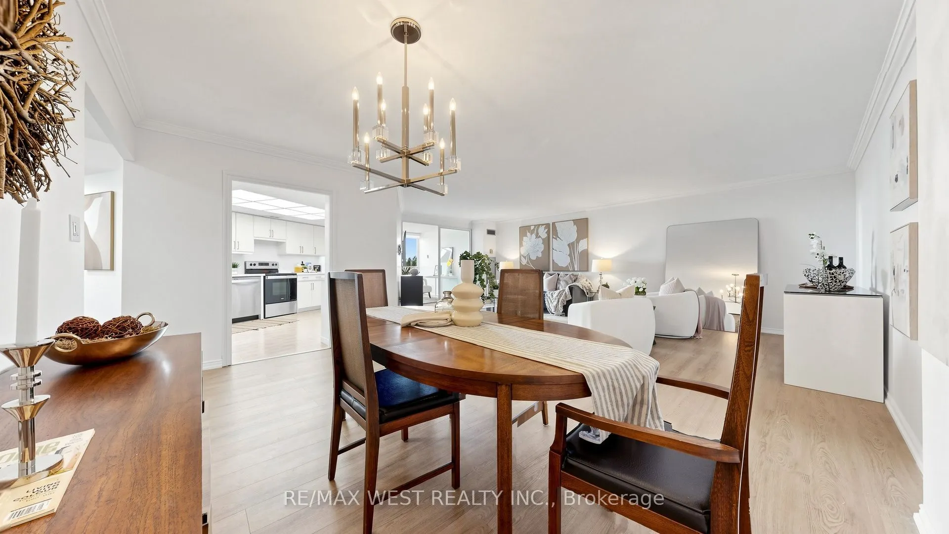 20 Guildwood Parkway #706