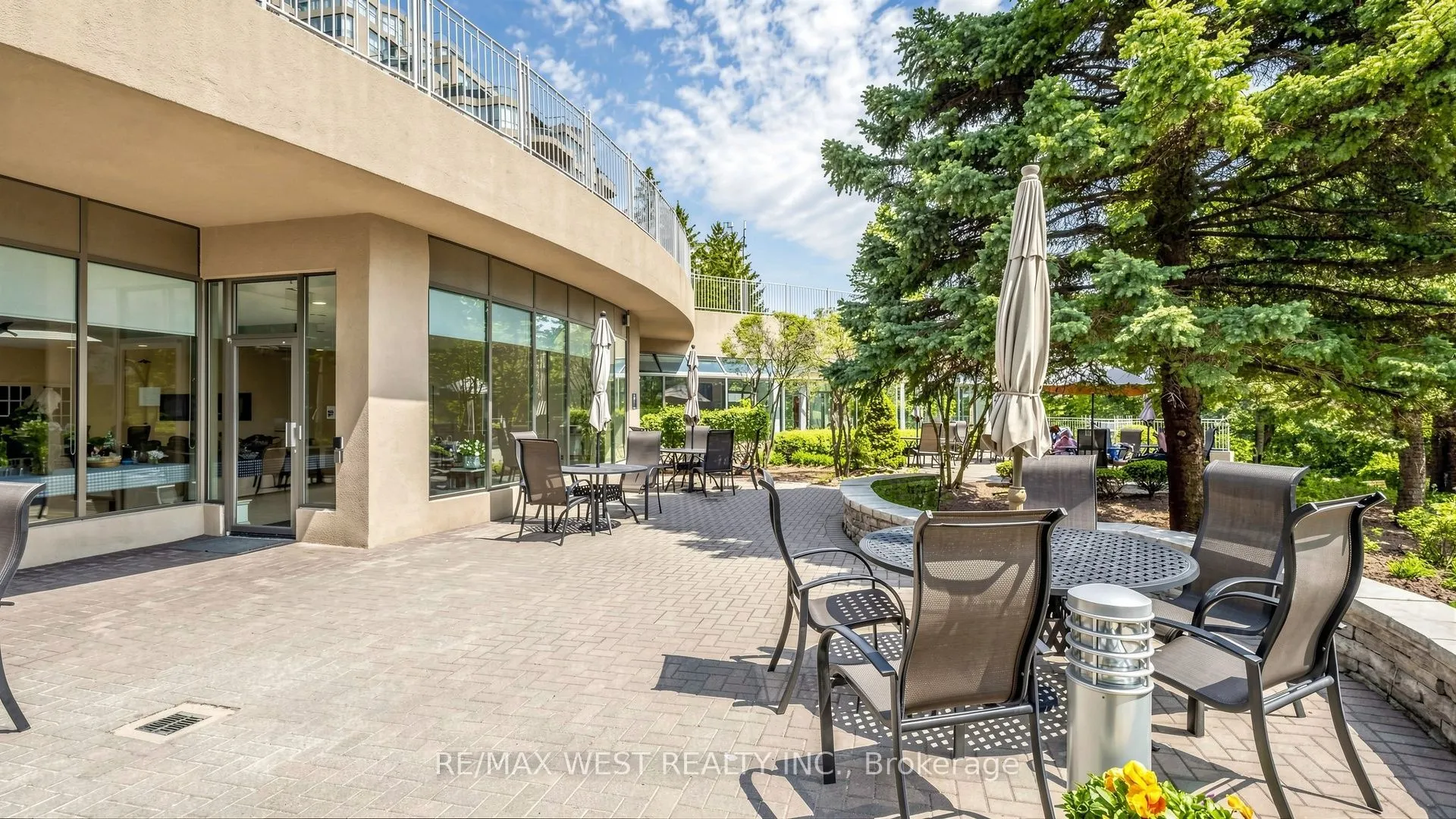 20 Guildwood Parkway #706