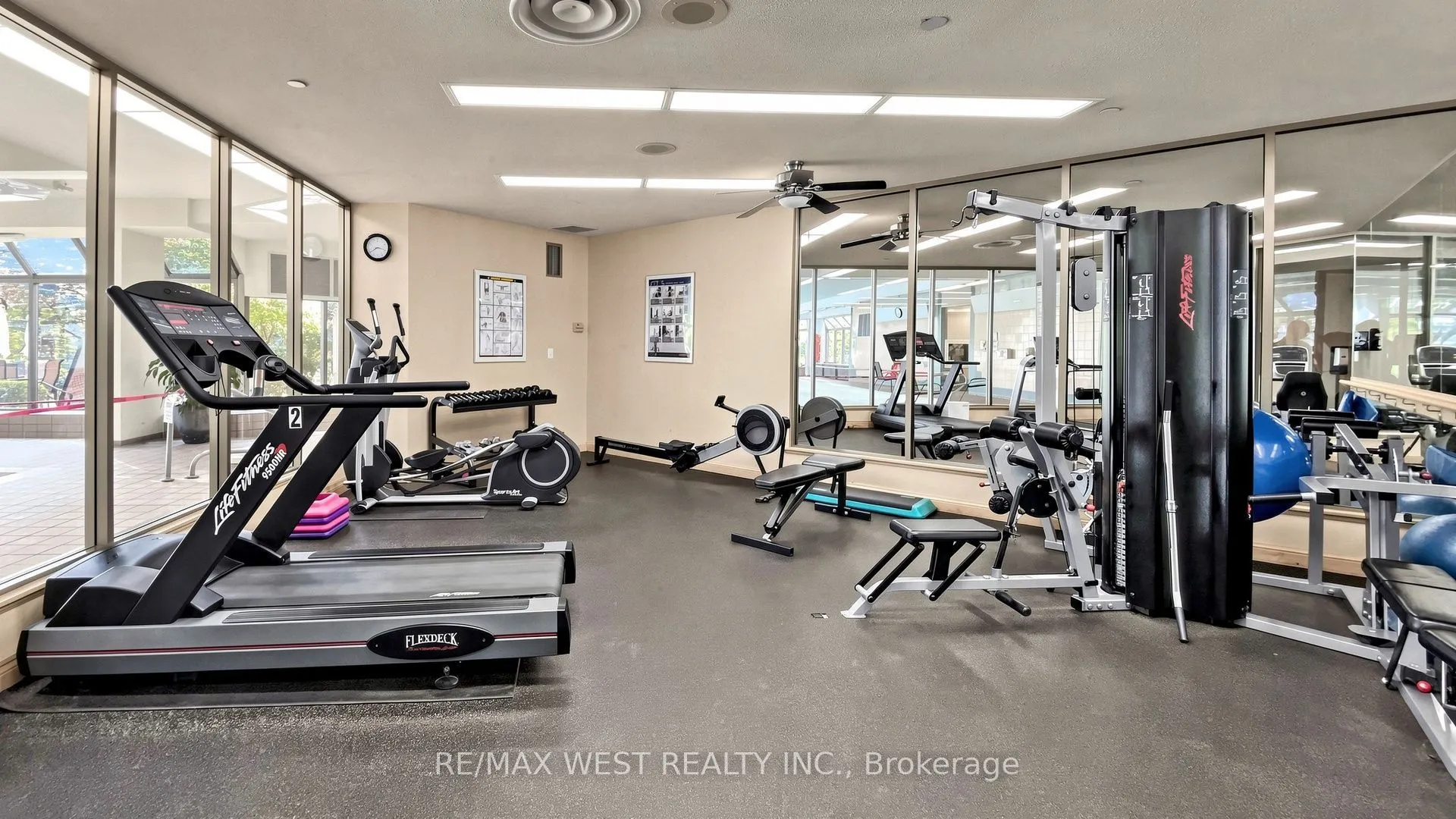 20 Guildwood Parkway #706
