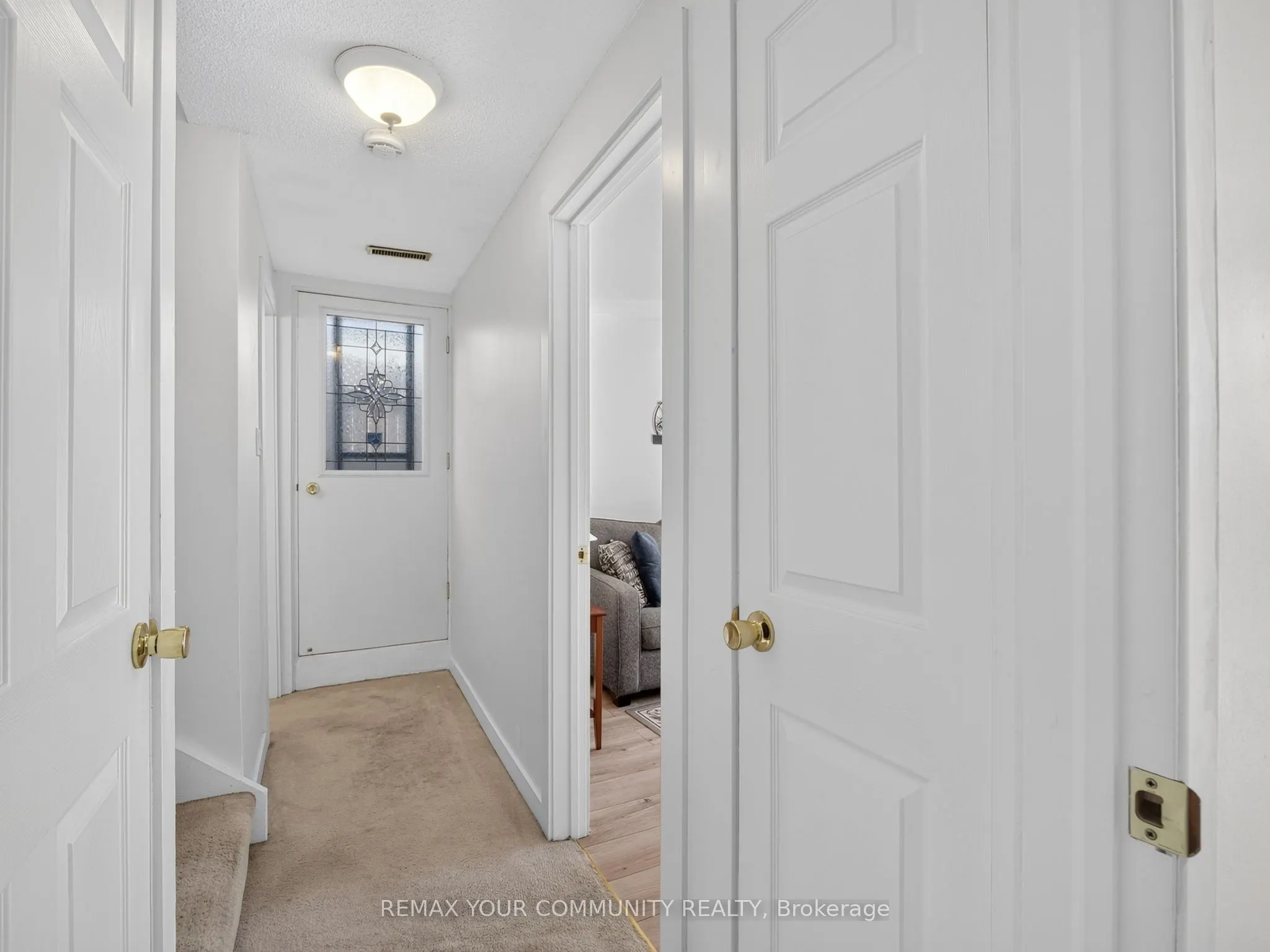 37 Coxworth Crescent