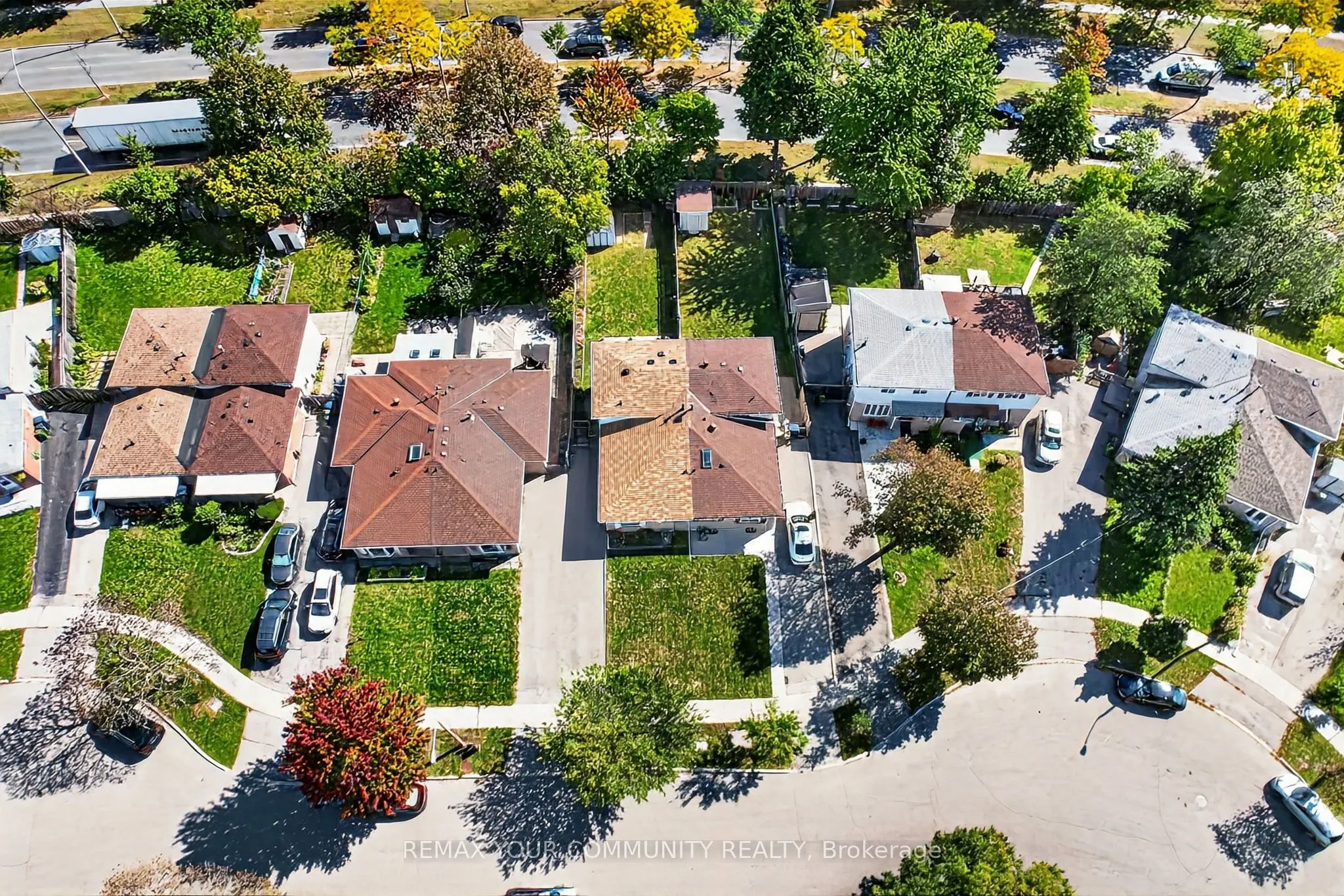 37 Coxworth Crescent