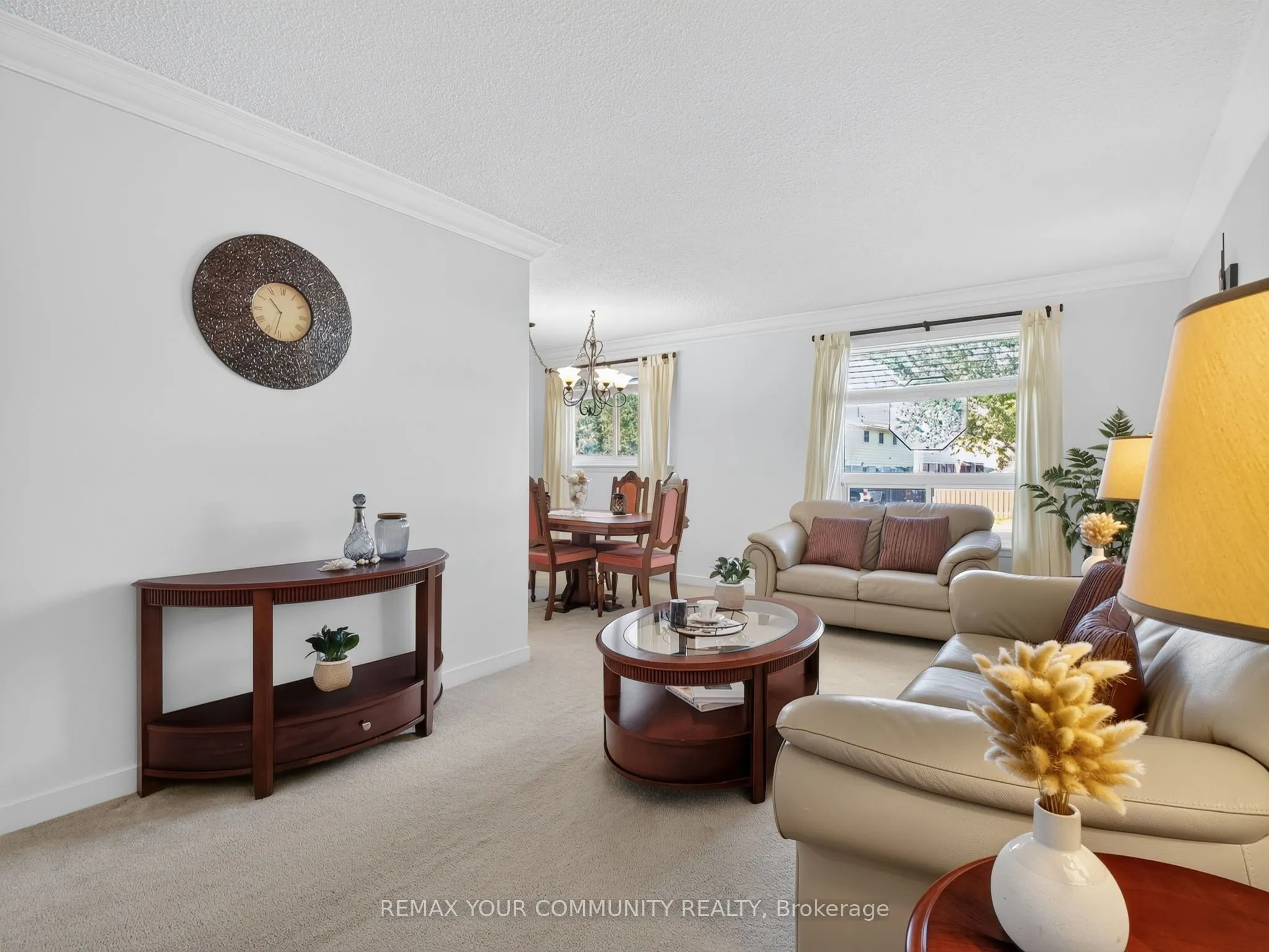 37 Coxworth Crescent