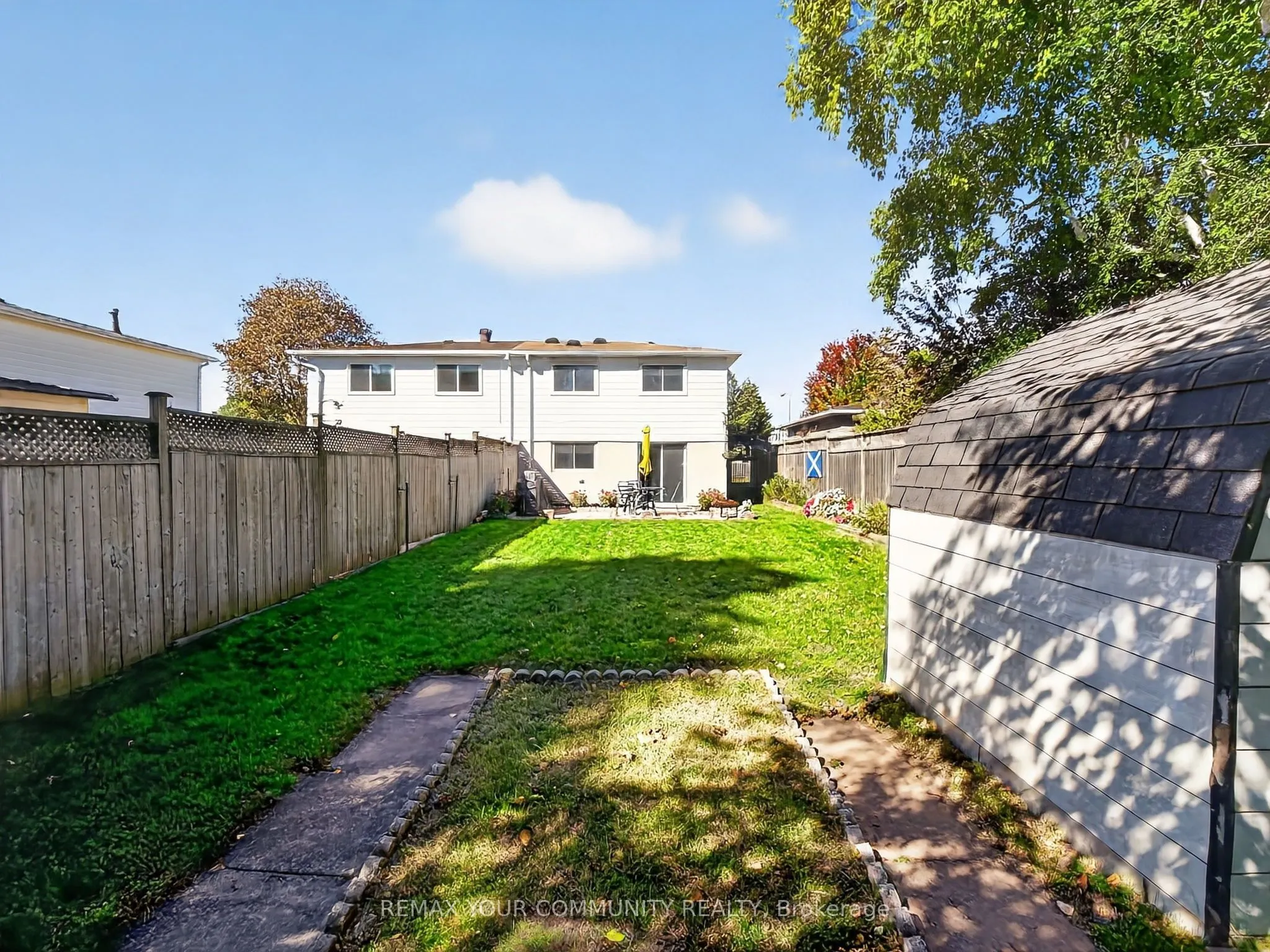 37 Coxworth Crescent
