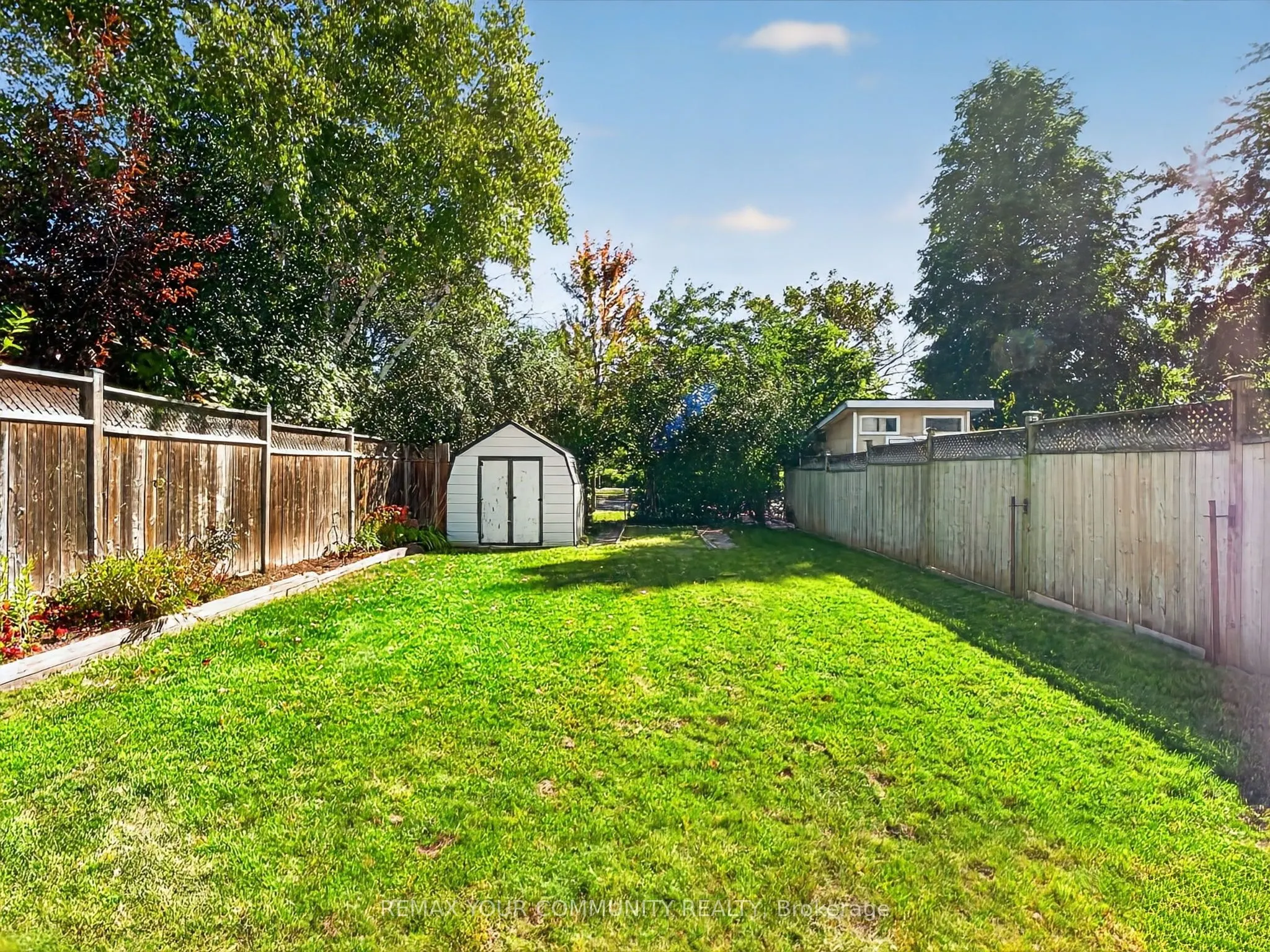37 Coxworth Crescent