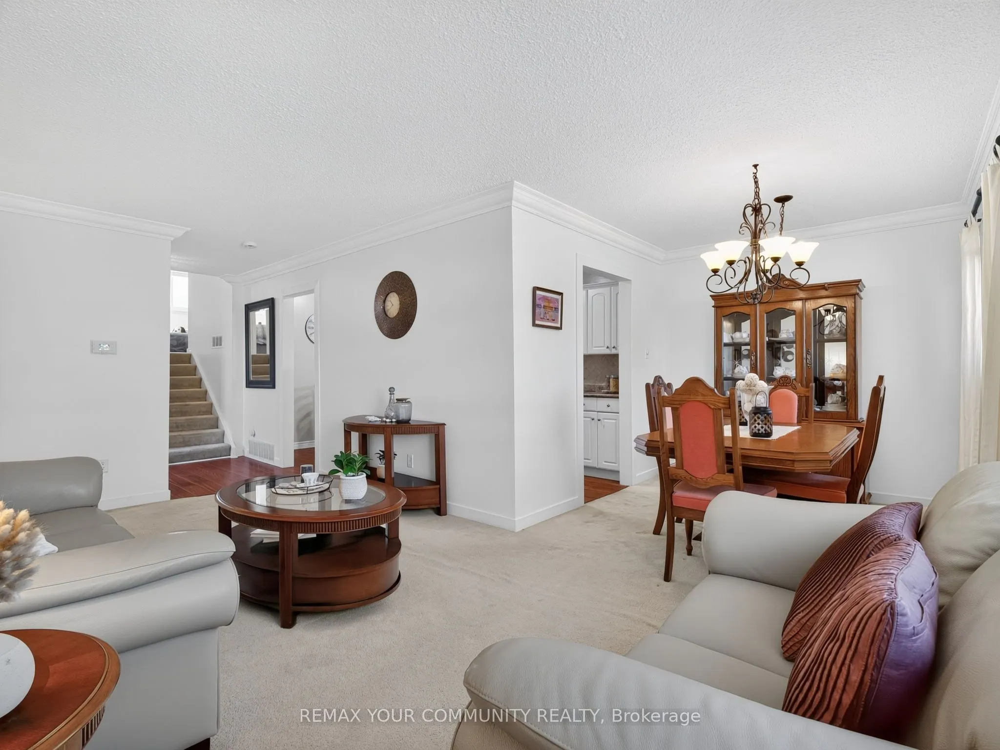 37 Coxworth Crescent