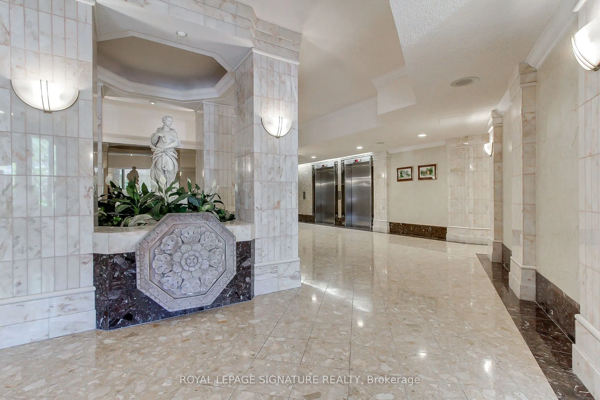 10 Guildwood Parkway #223