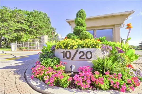10 Guildwood Parkway #223