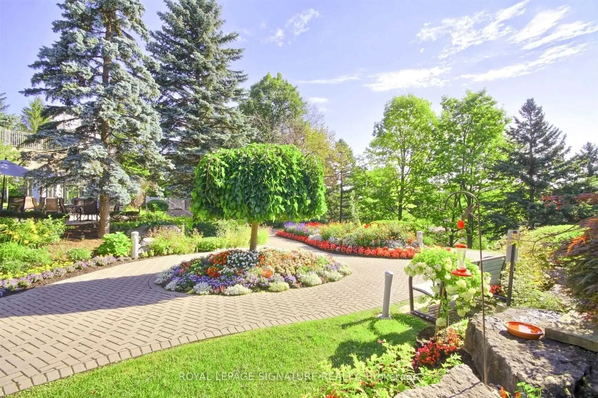10 Guildwood Parkway #223