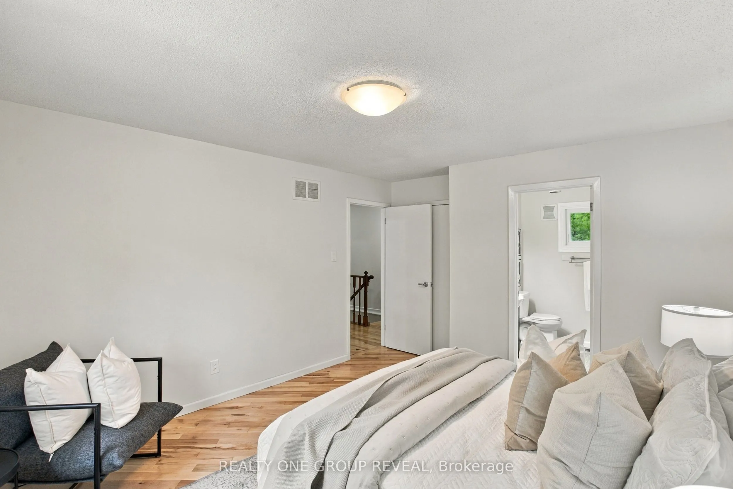 2163 Boundary Road