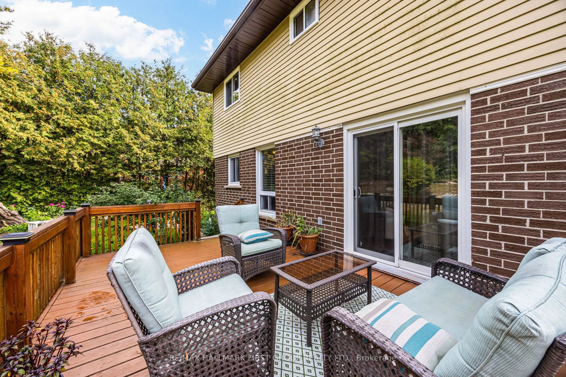 33 Anstead Crescent