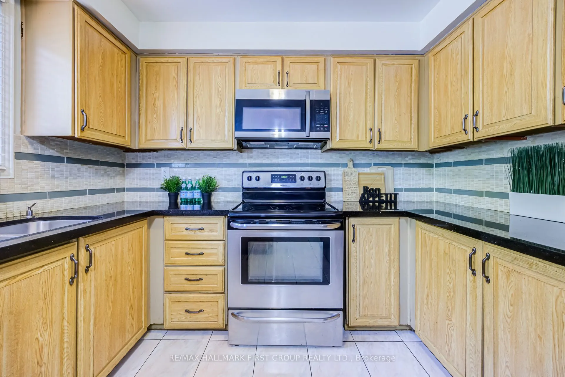 33 Anstead Crescent