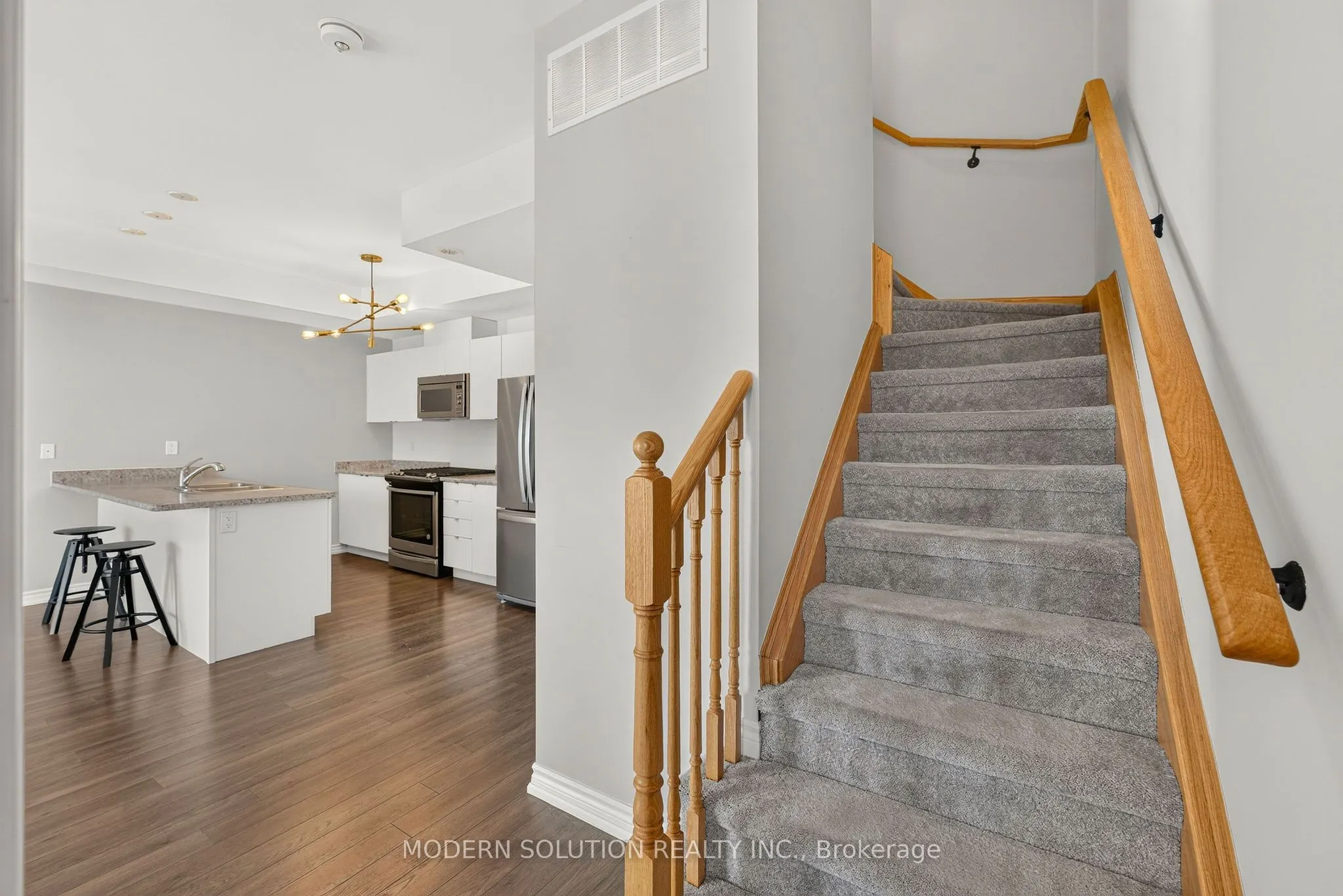 2584 William Jackson Drive #94