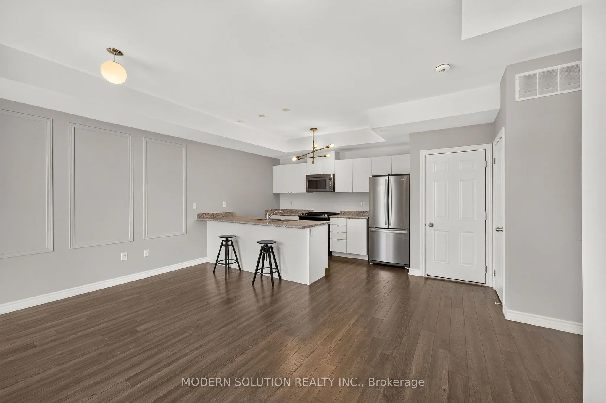 2584 William Jackson Drive #94