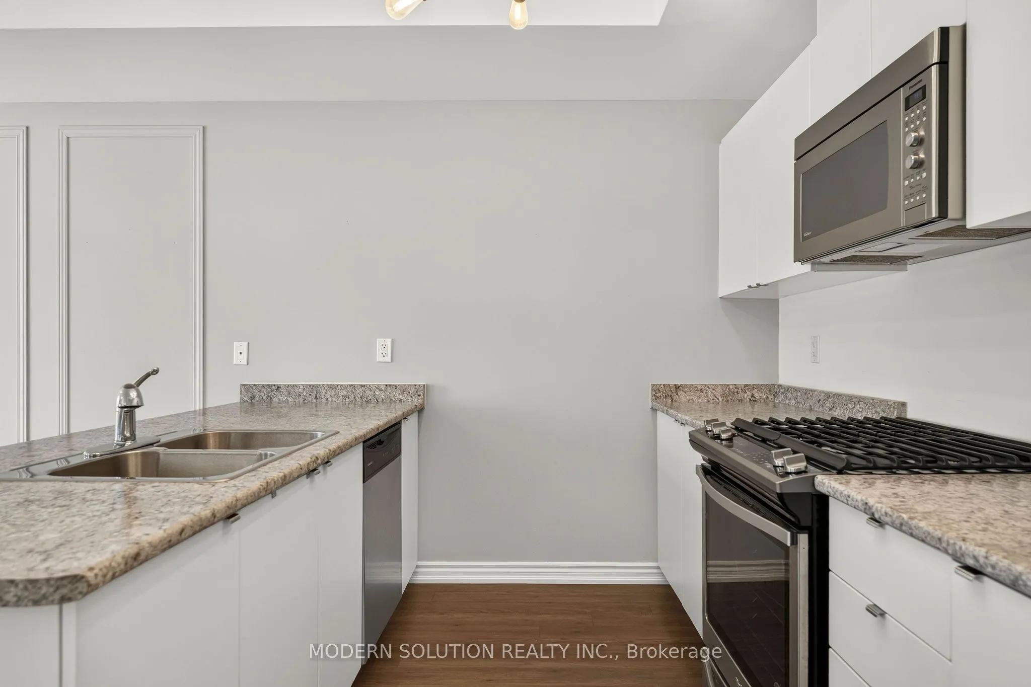 2584 William Jackson Drive #94