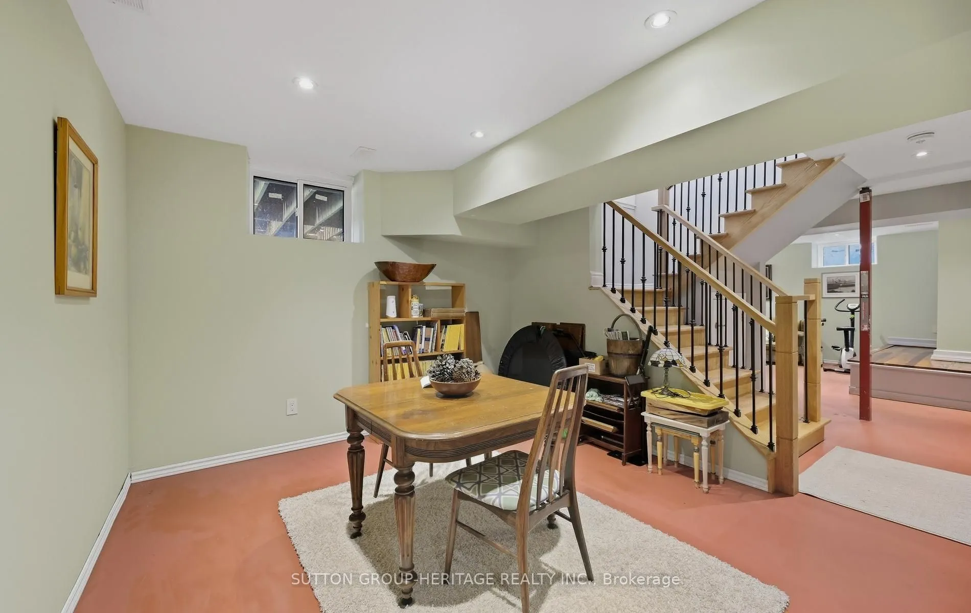 5240 Old Brock Road