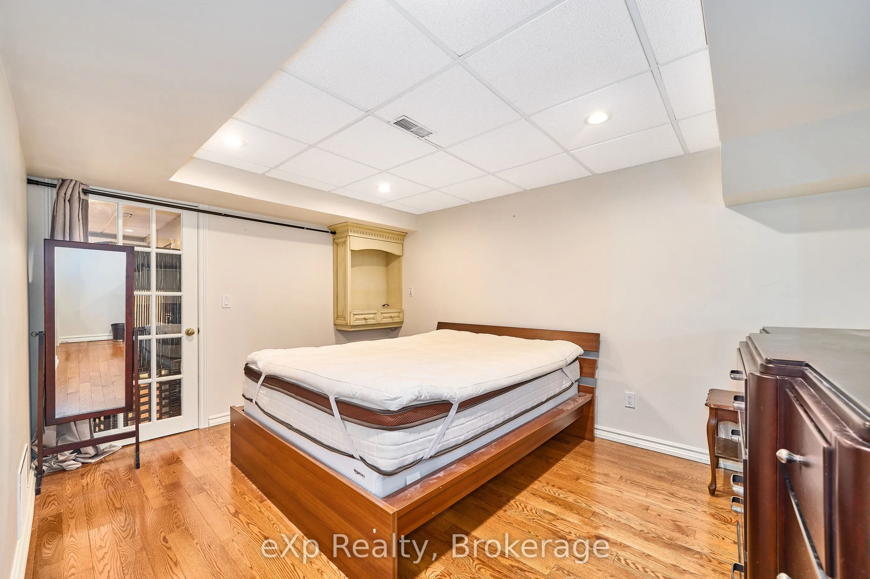 7860 Cedarbrook Trail